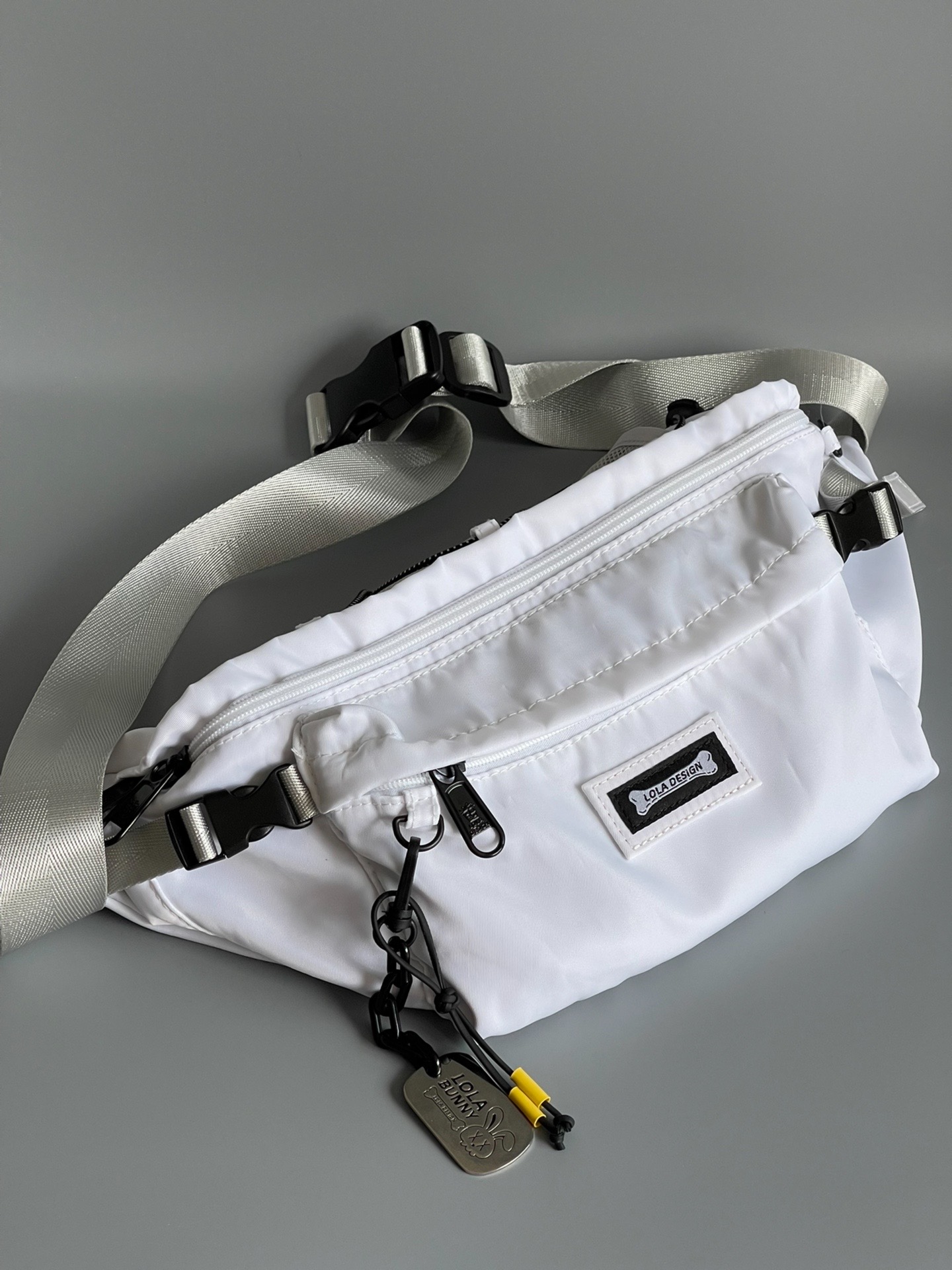 夏日新潮必备!萝拉原创工装包,让你出游造型更出众!