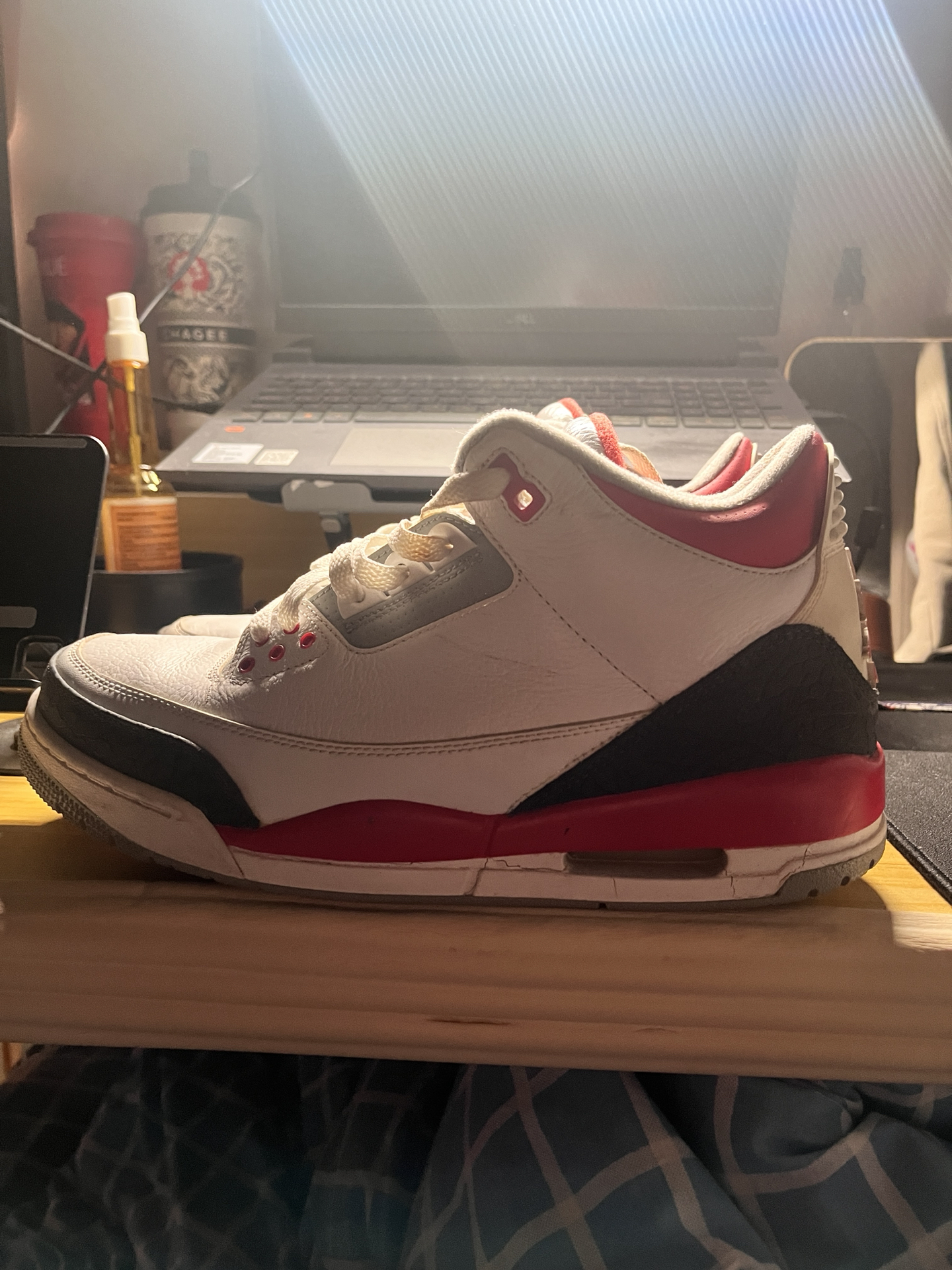 元年aj3火焰红  质感无敌