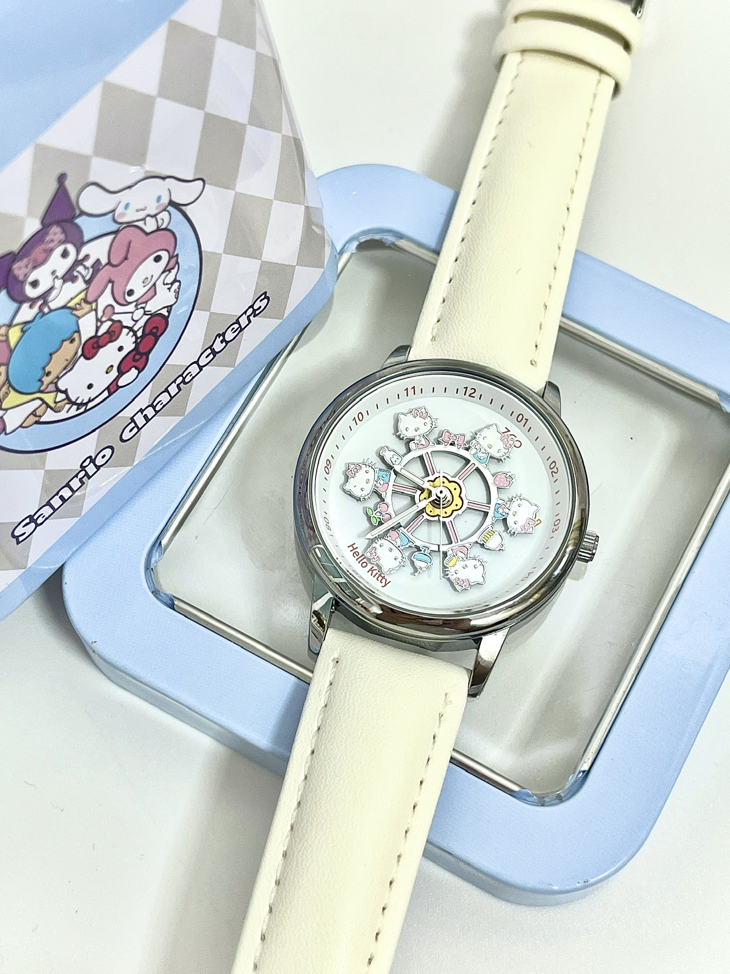 三丽鸥联名 旋转木马手表 石英机芯 皮革表带 国表 女表 白色表盘