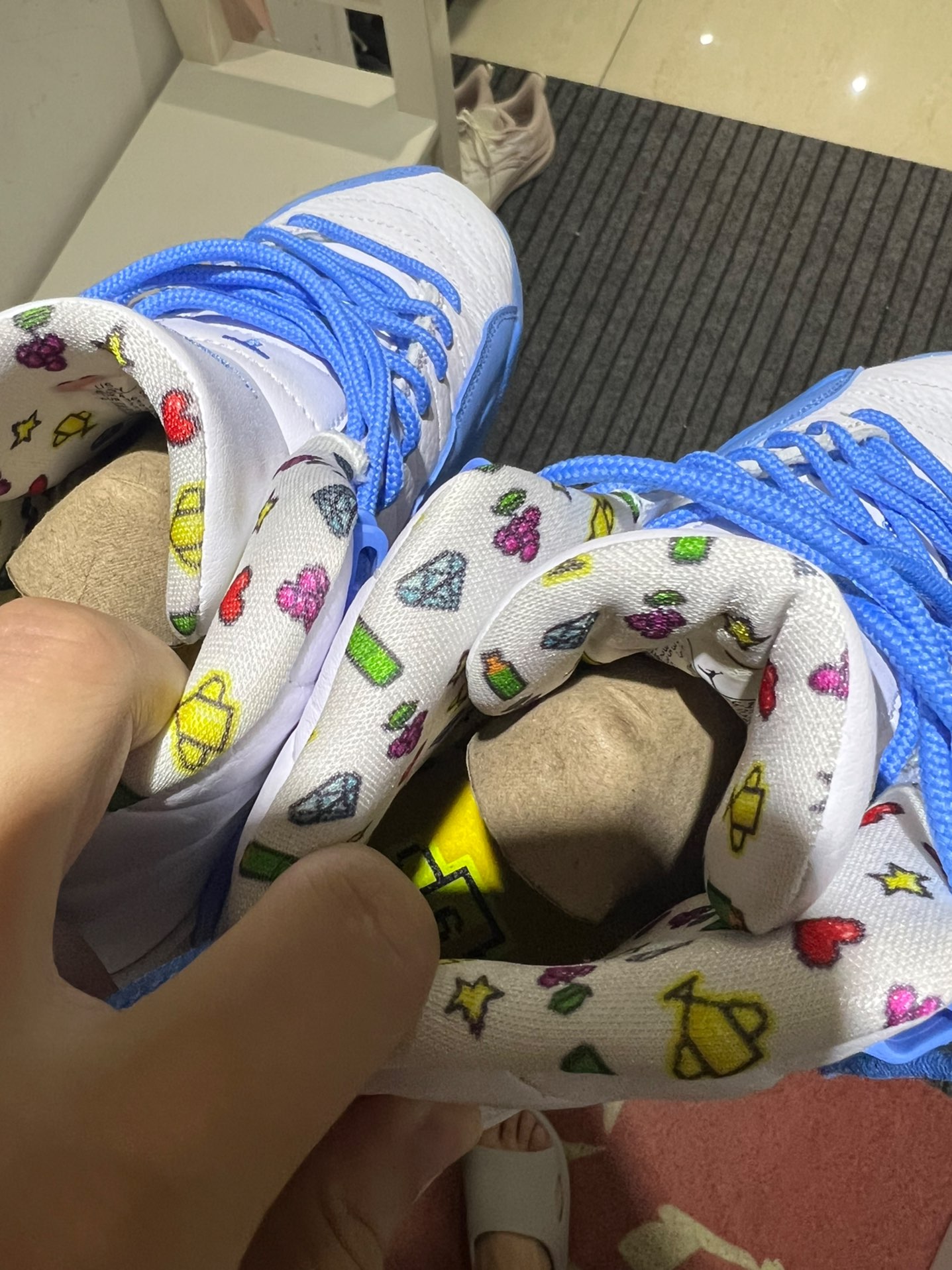 custom review-Jordan 12 Retro Emoji GS