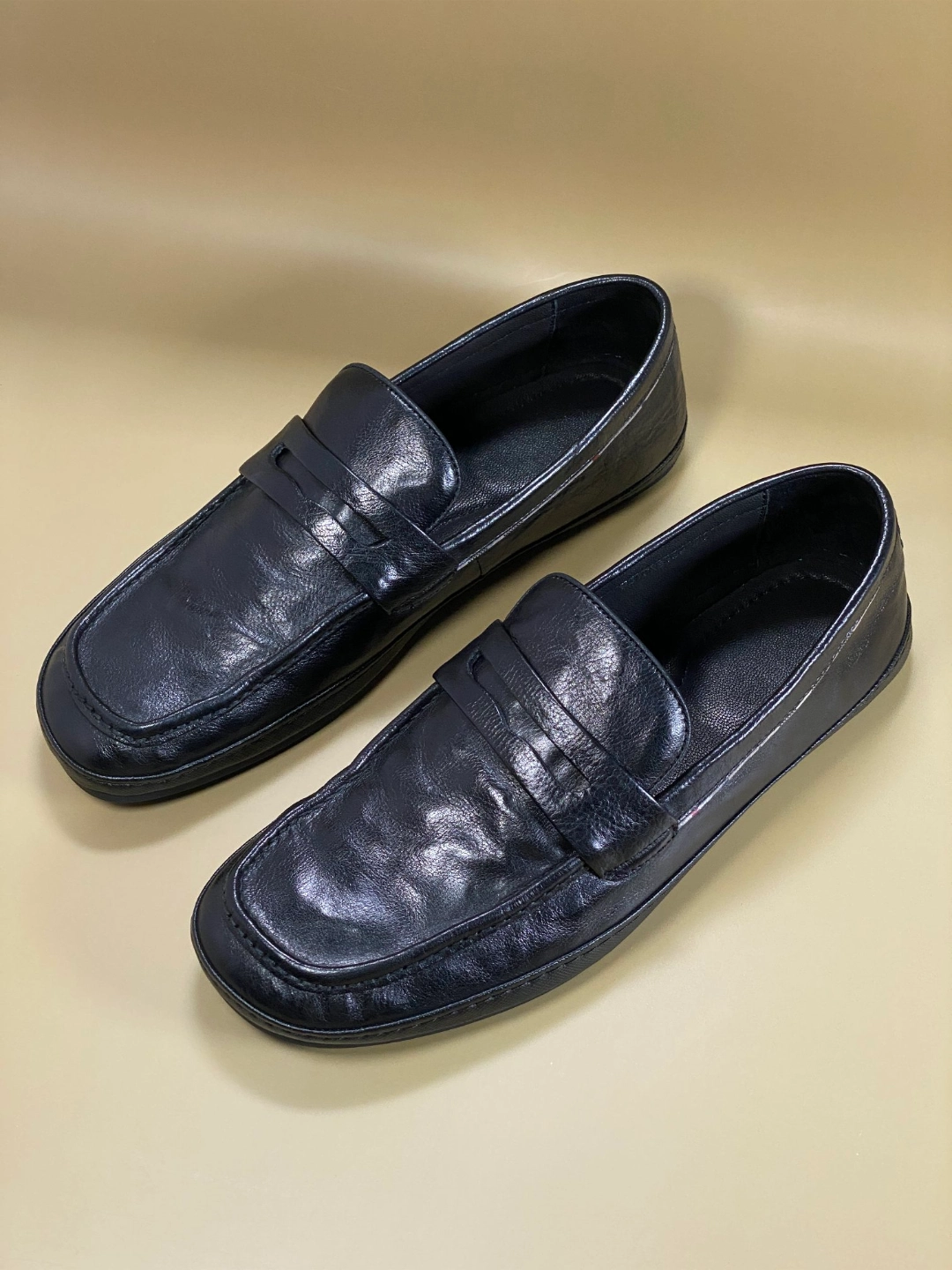 顶级品质,hautton jeans头层牛皮男款休闲鞋打造简约商务舞台!