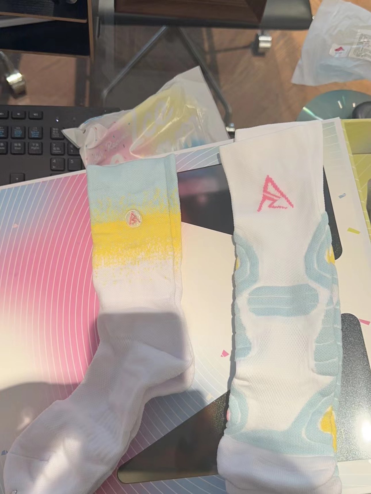 custom review-RIGORER Reeves generation Низкие баскетбольные кроссовки Мужские Белый Розовый Желтый