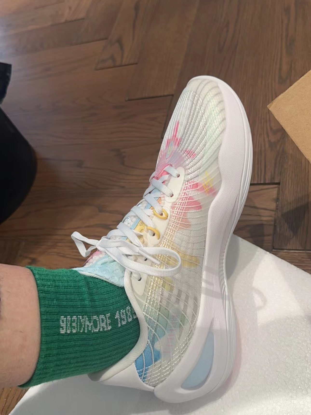 custom review-RIGORER Reeves generation Низкие баскетбольные кроссовки Мужские Белый Розовый Желтый