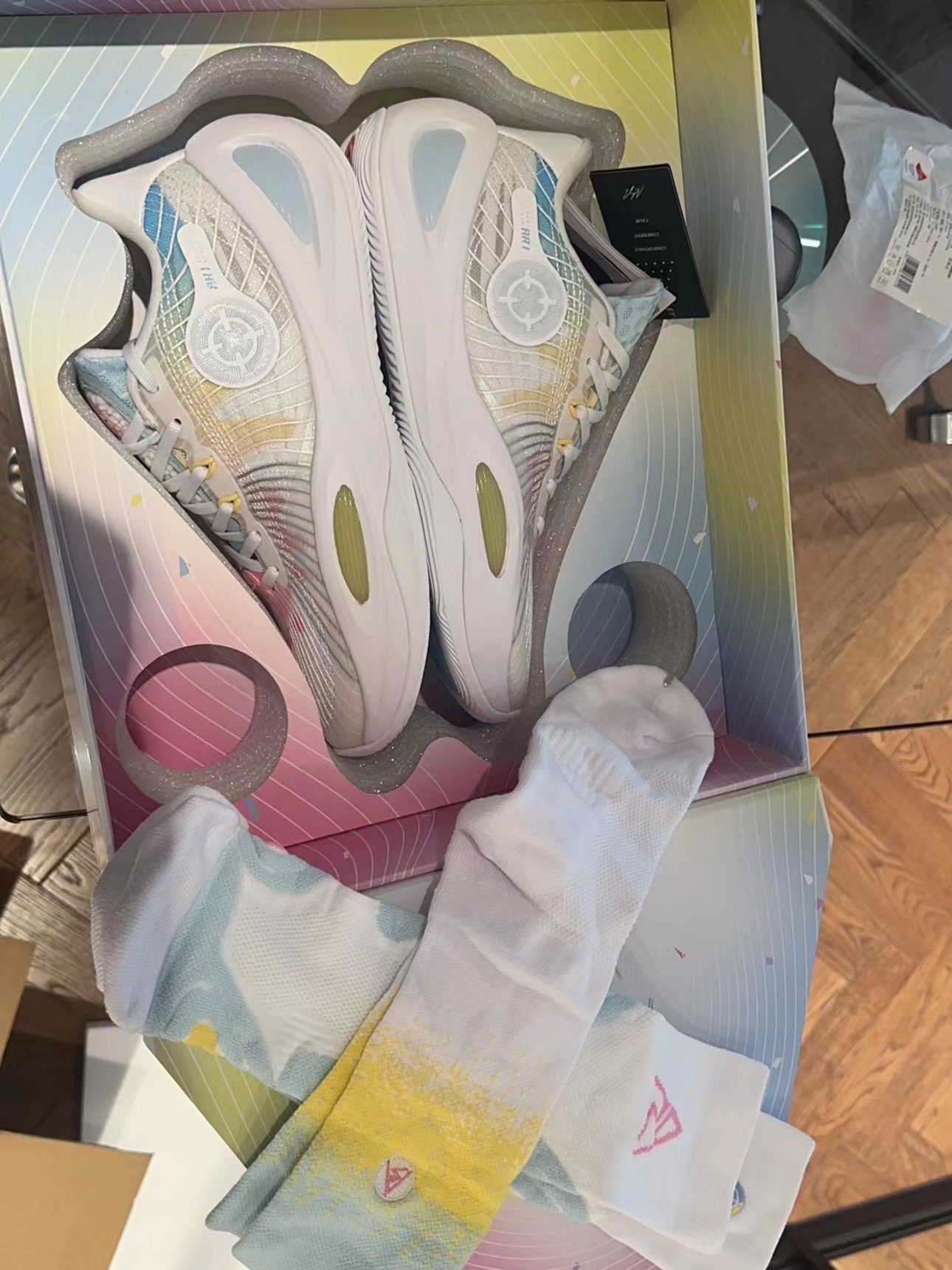 custom review-RIGORER Reeves generation Низкие баскетбольные кроссовки Мужские Белый Розовый Желтый