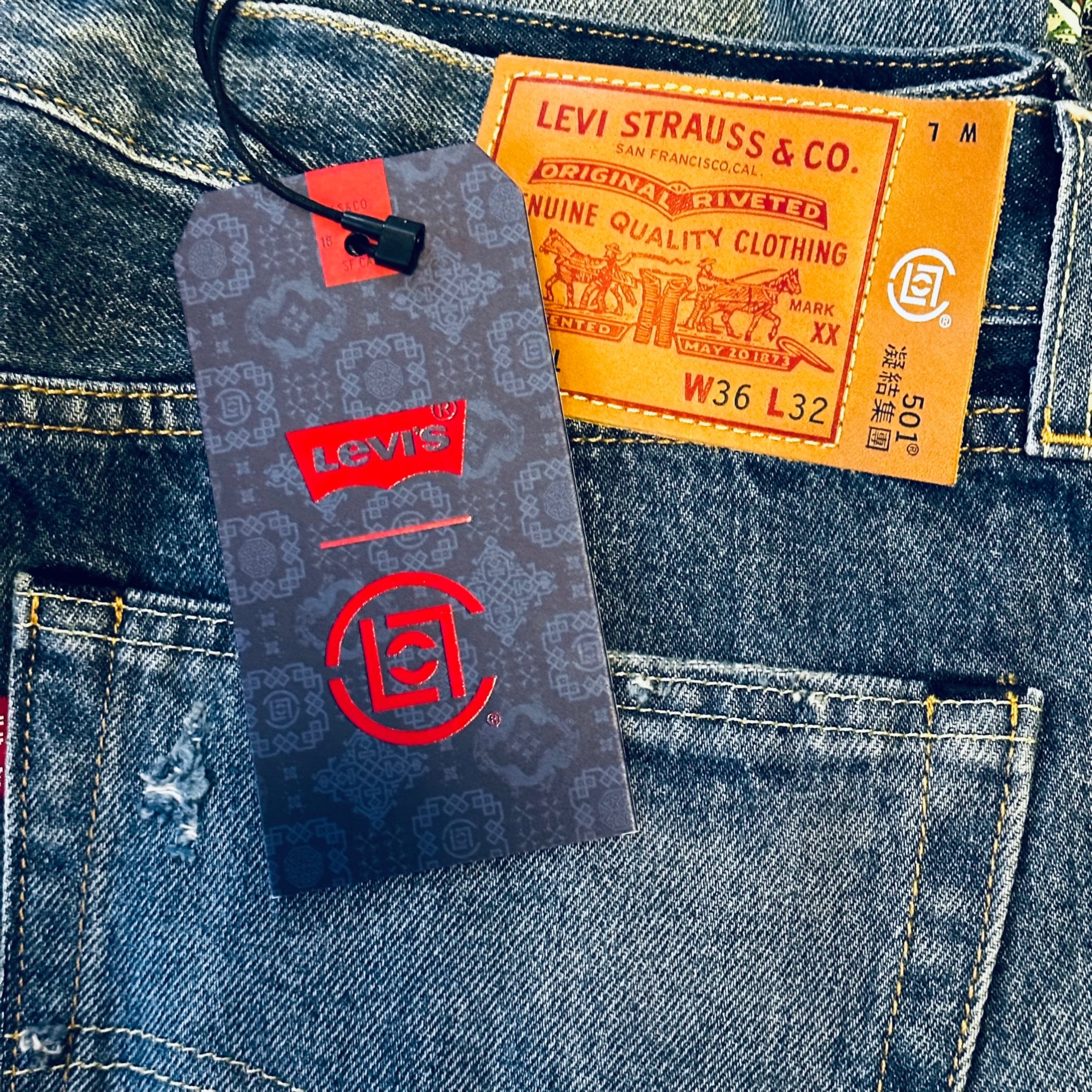 clot levis 501 