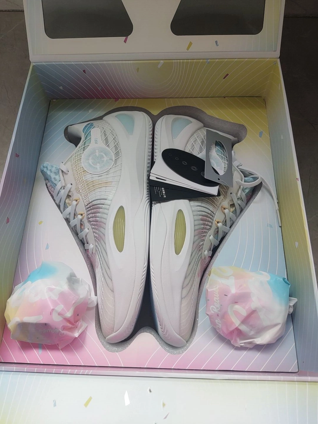 custom review-RIGORER Reeves Generation Low Top Basketball Shoes Men's White Pink Yellow