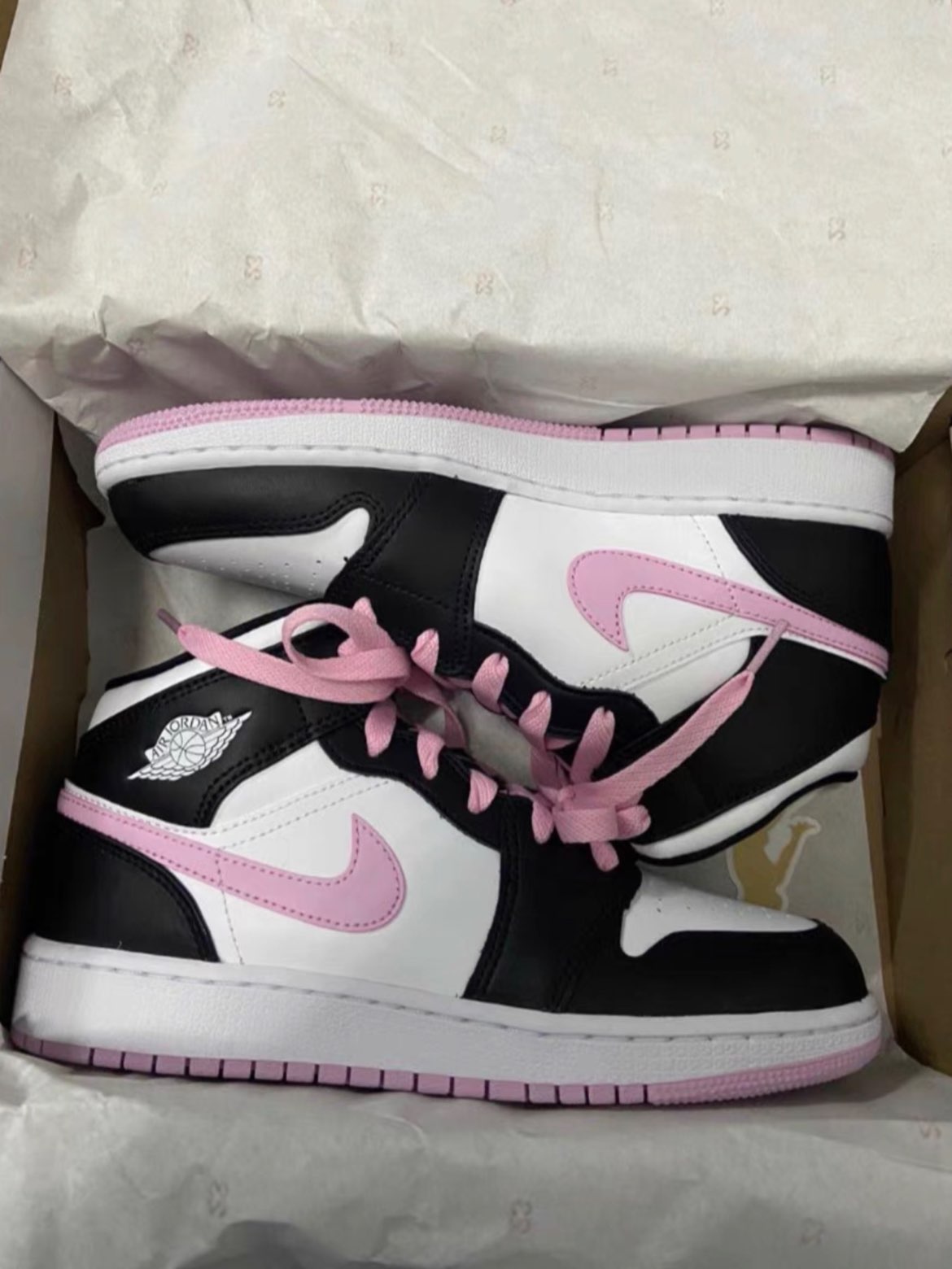custom review-Jordan 1 Mid White Black Light Arctic Pink GS
