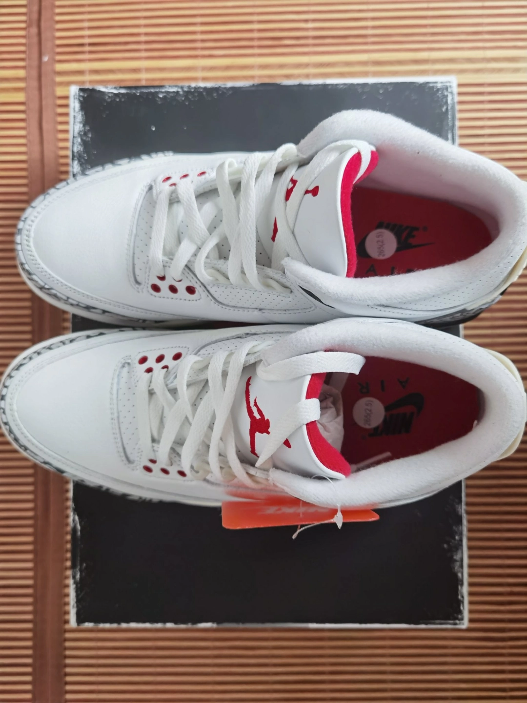 custom review-Jordan Air Jordan 3 Vintage Basketball Shoes Unisex Mid Top White/Gray