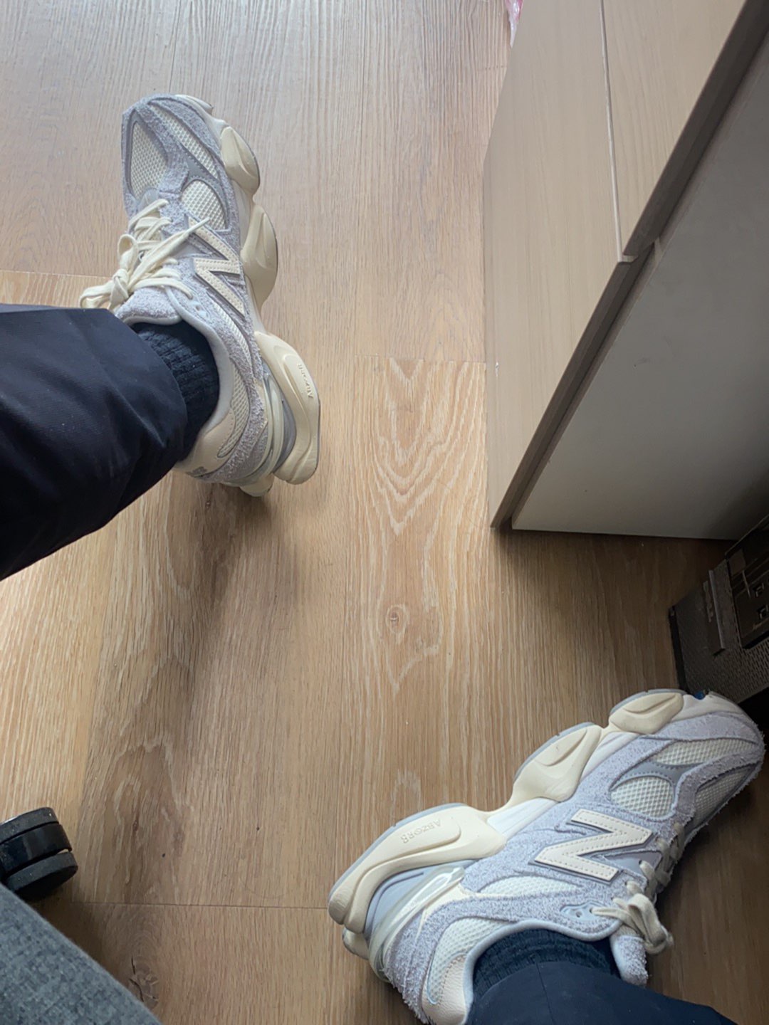 custom review-New Balance 9060 Quartz Grey
