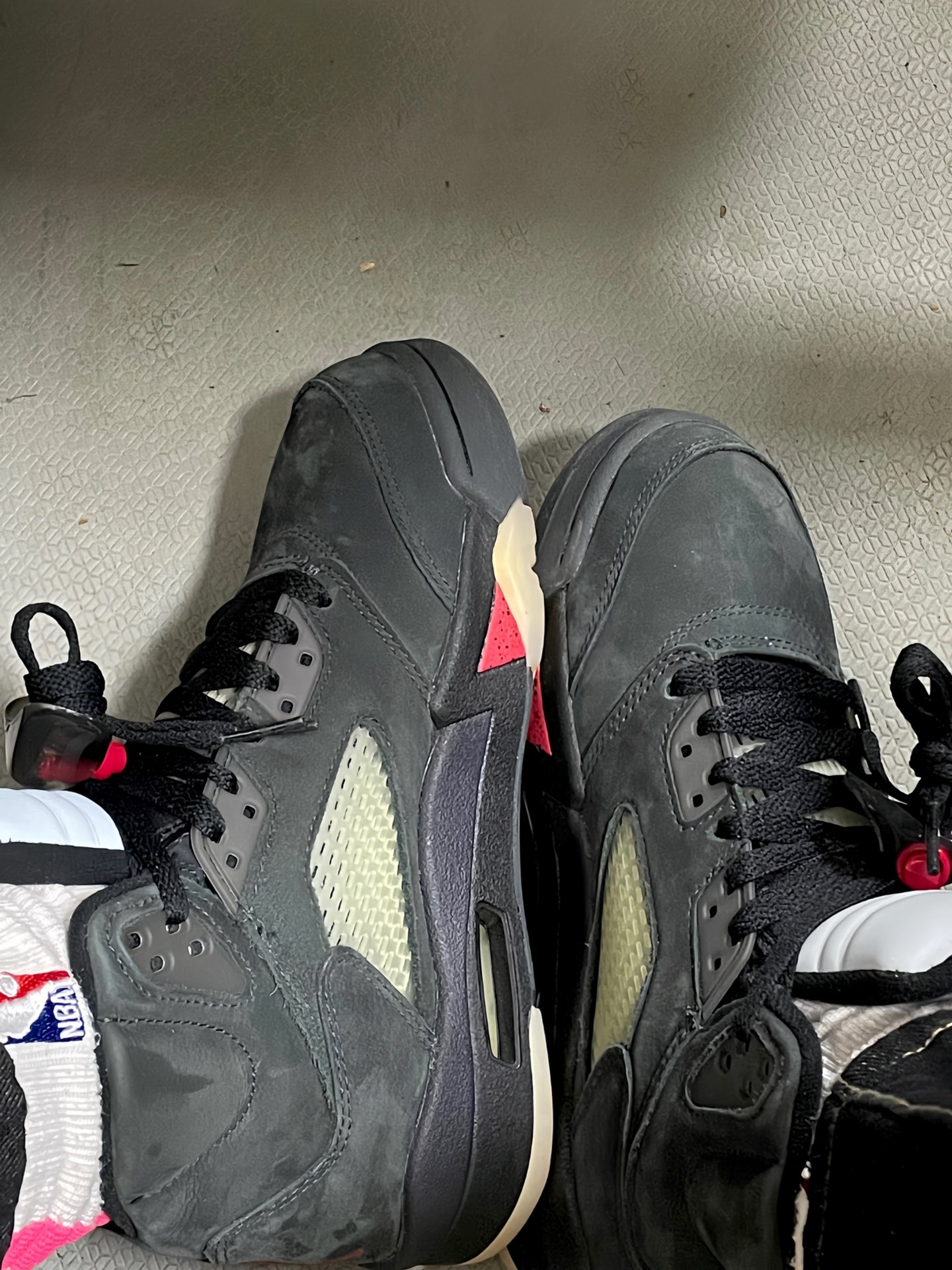 custom review-JORDAN 5 Retro Gore Tex Off Noir Women's