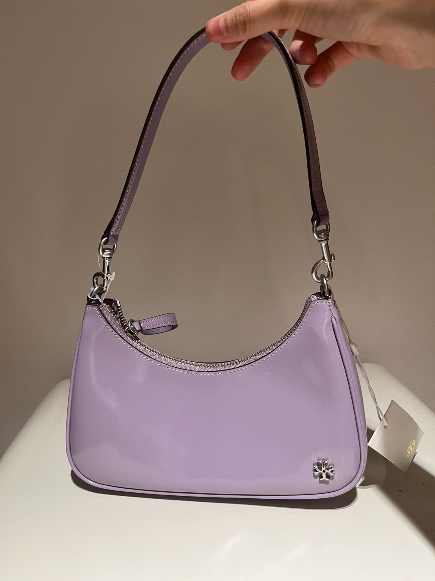 非常喜欢的一款包包 #夏日潮包大作战  tory burch 151 mercer 可