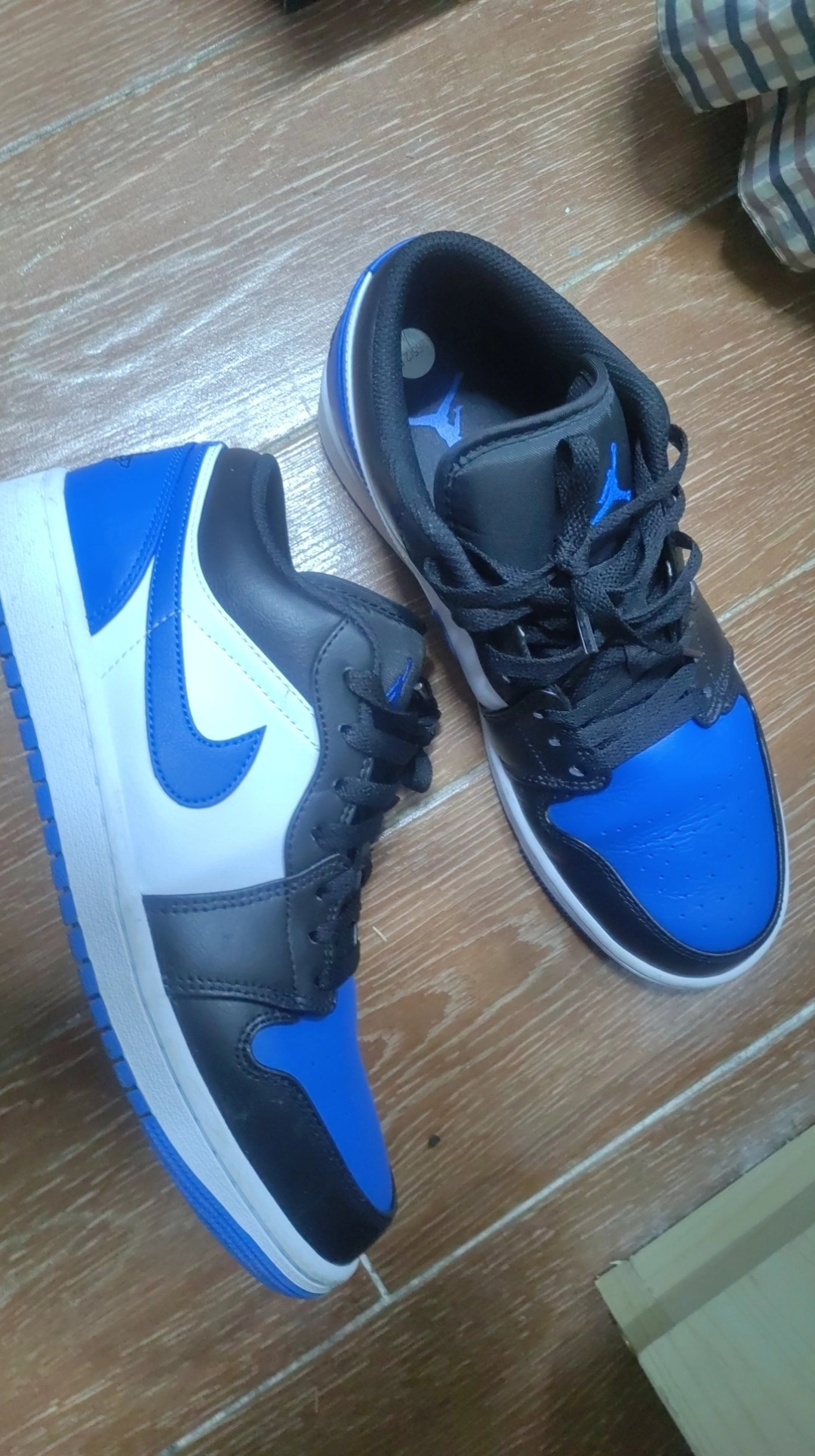 custom review-Jordan 1 Low Alternate Royal Toe