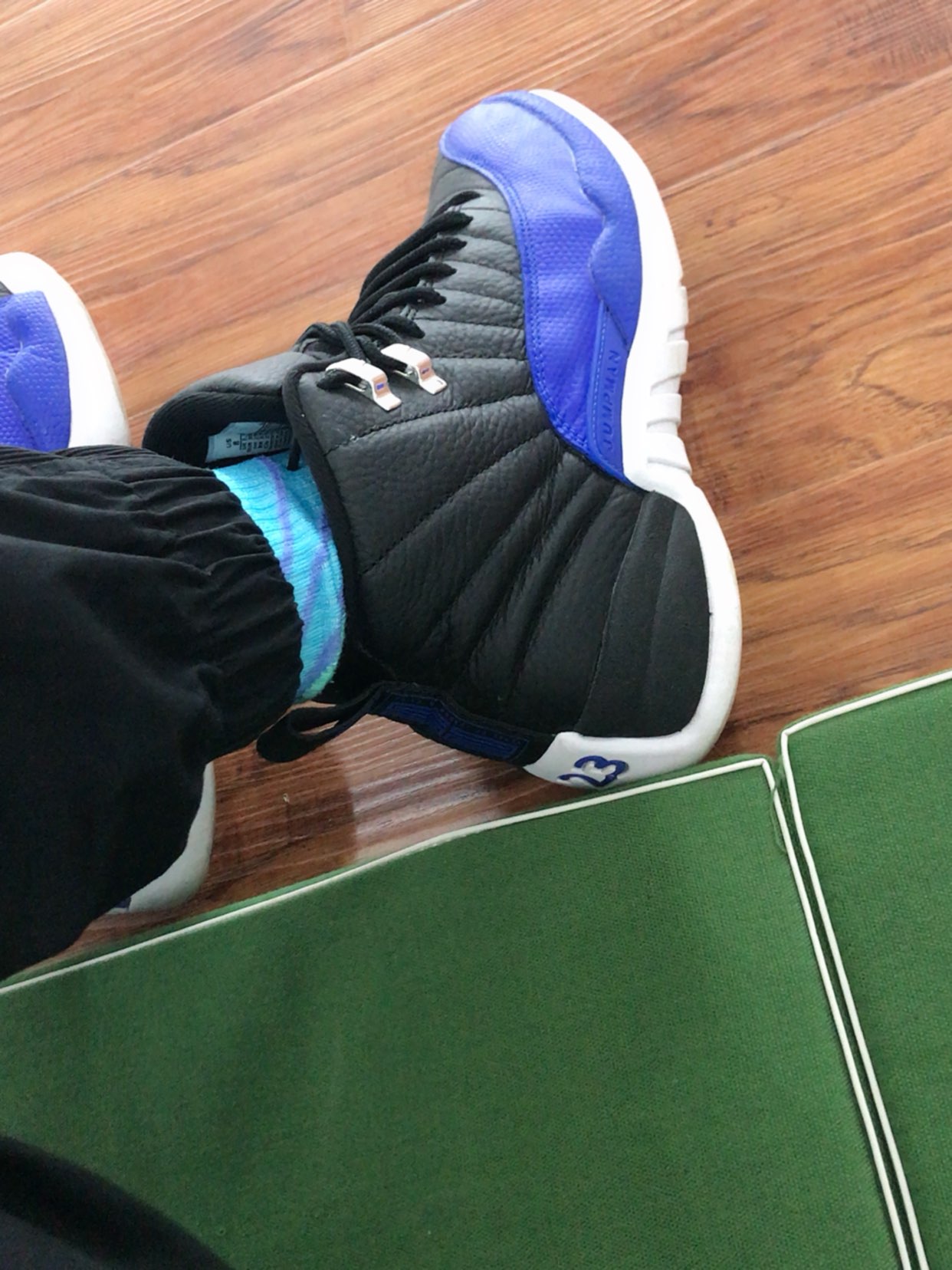 custom review-JORDAN 12 Retro Hyper Royal Women's