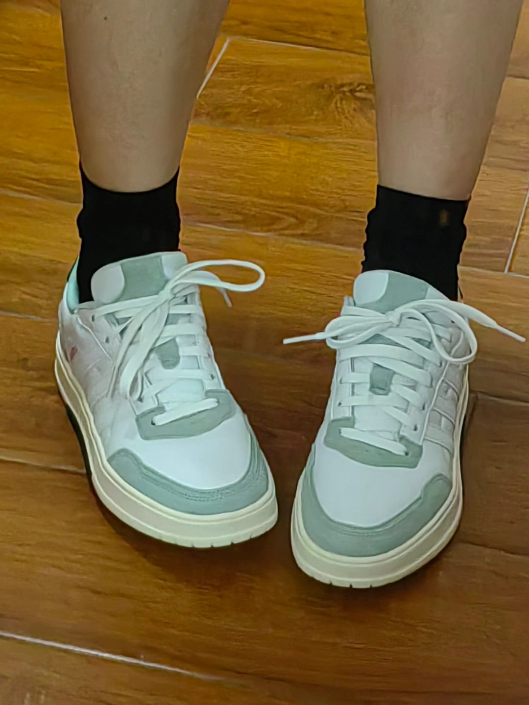 炒鸡好看又便宜的一双鞋