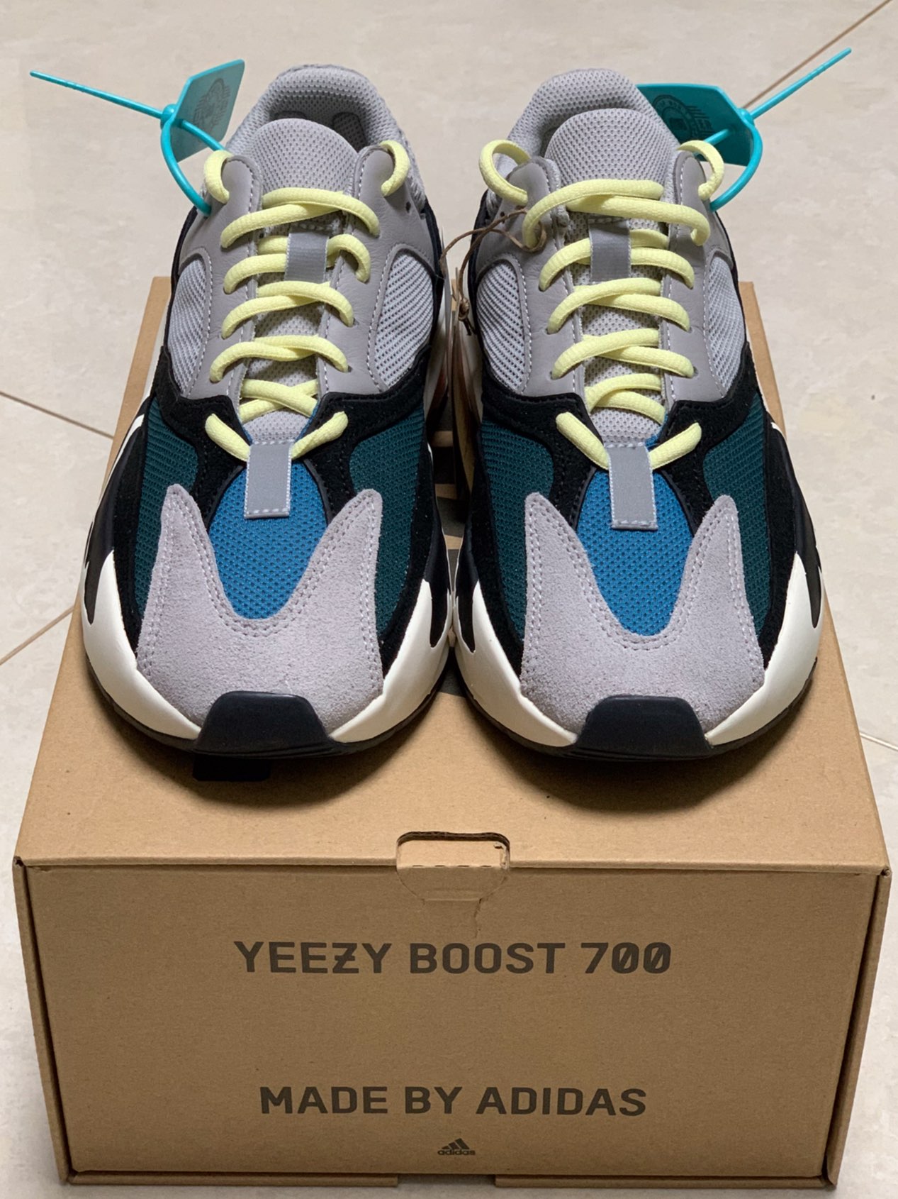 custom review-Adidas Yeezy Boost 700 'Wave Runner' 2022