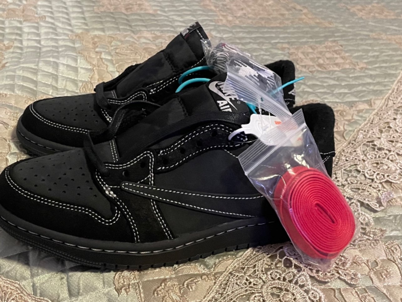 custom review-Jordan 1 Retro Low OG SP Travis Scott Black Phantom
