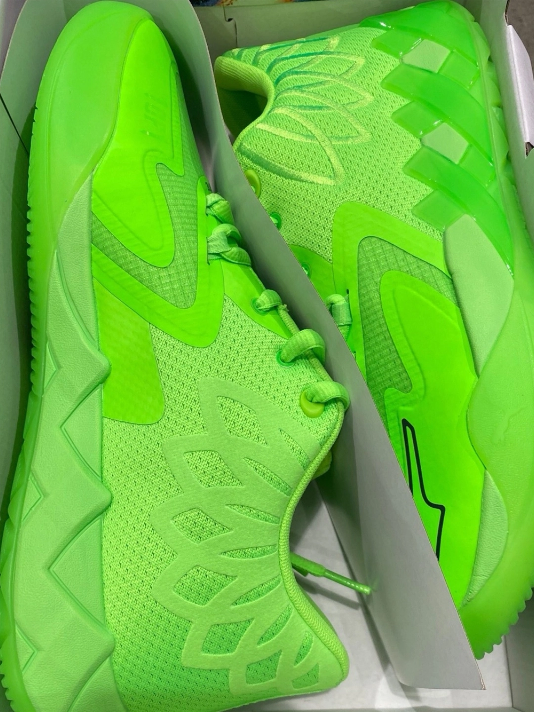 custom review-PUMA LaMelo Ball MB.01 Lo Green Gecko