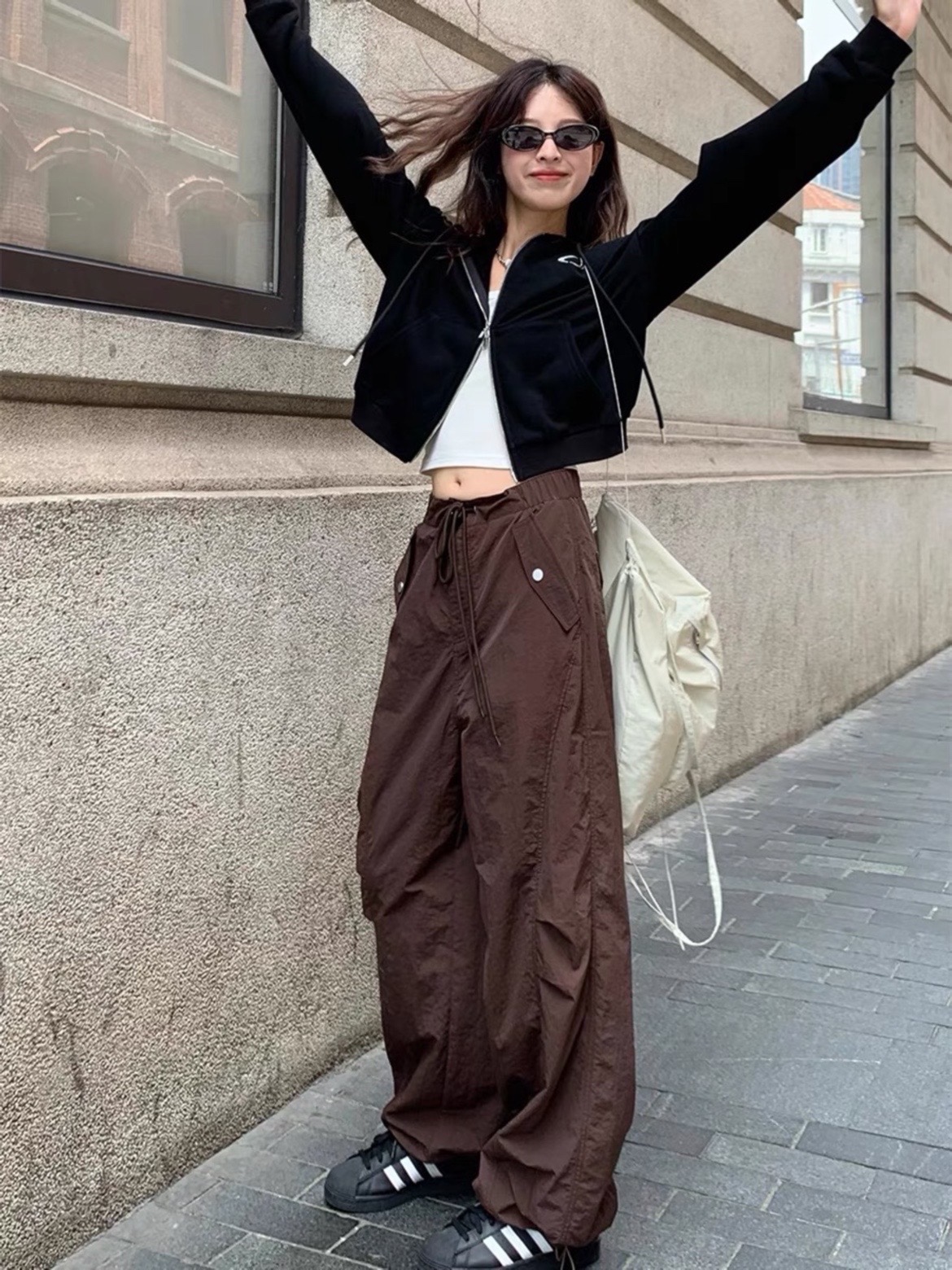 被阿迪的黑武士拿捏了