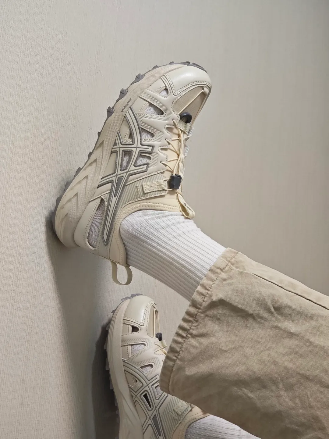 【Asics】アシックス★ GEL-Sonoma SE Cream Smoke Grey Asics Gel-Sonoma Se 'Gray Cream' US M 9.5 - POIZON