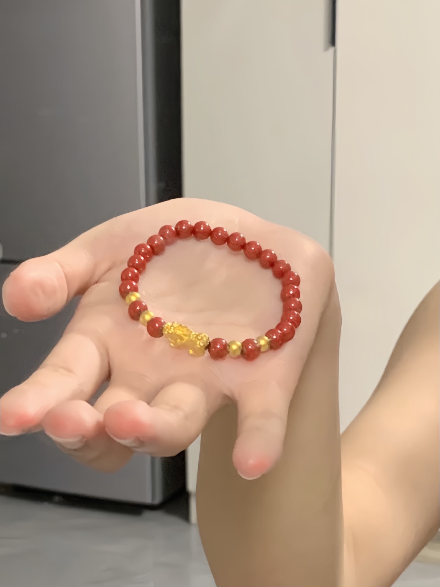 好显白!貔貅朱砂转运手链