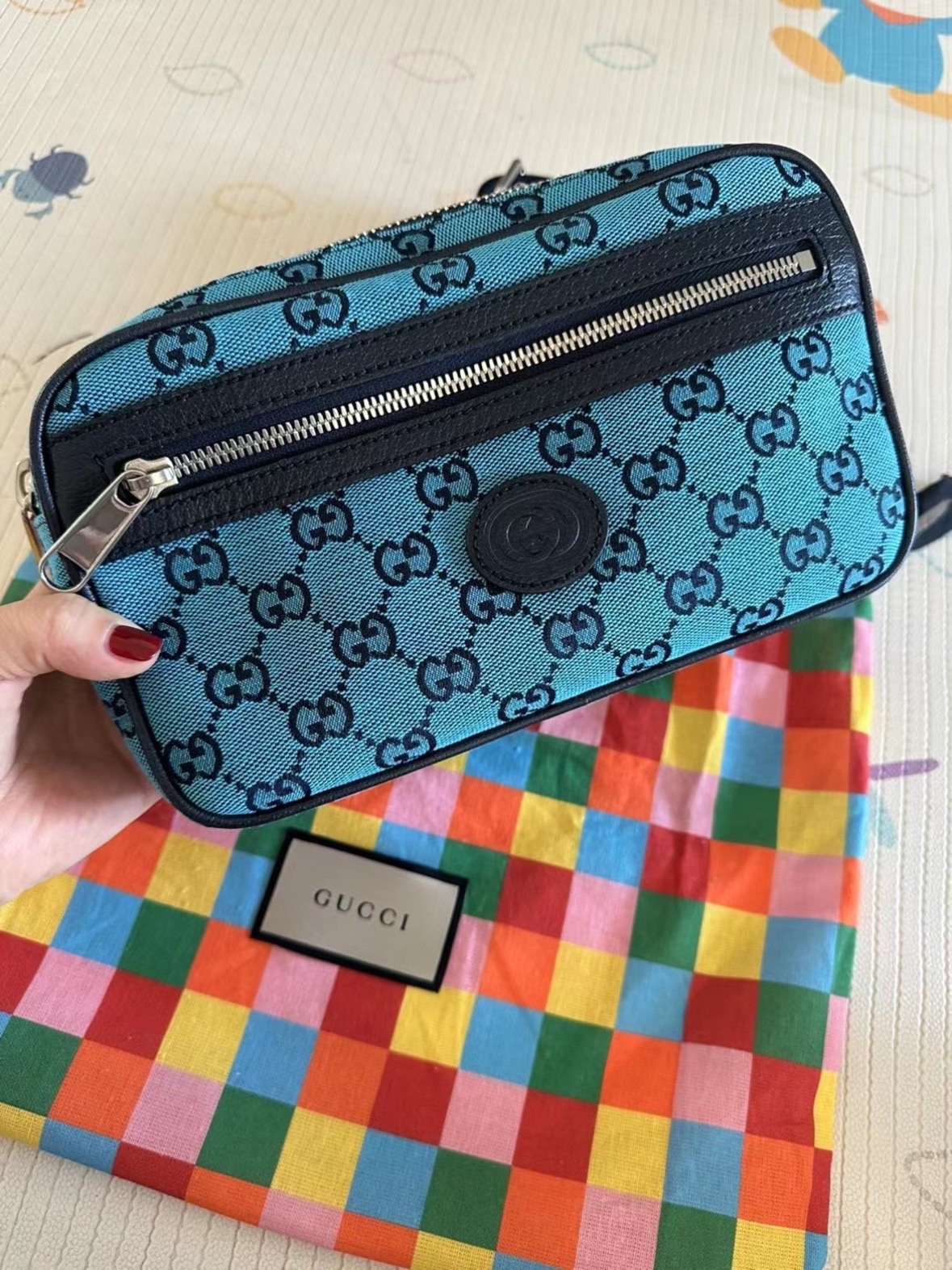 gucci 古驰 gg multicolor 老花logo 皮革徽标 帆布拼皮 腰包胸包