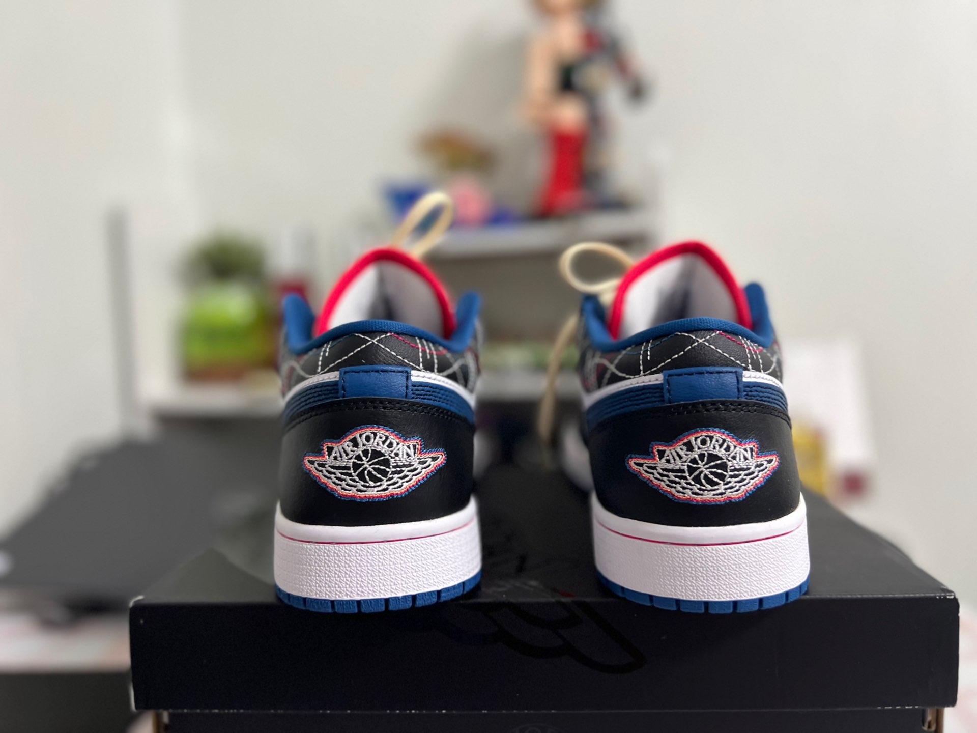 custom review-Air Jordan 1 Low SE "Industrial Blue Sashiko"