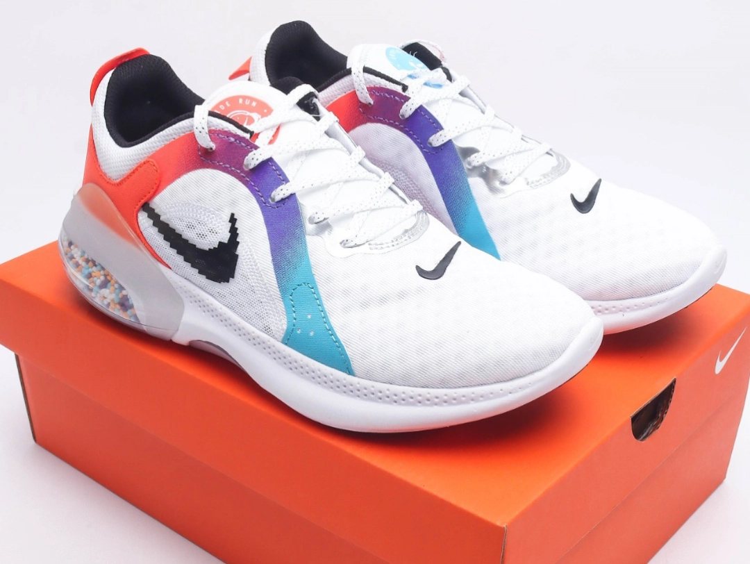 nike joyride dual run 2英雄联盟像素低帮跑步鞋 第一眼看到这款鞋子