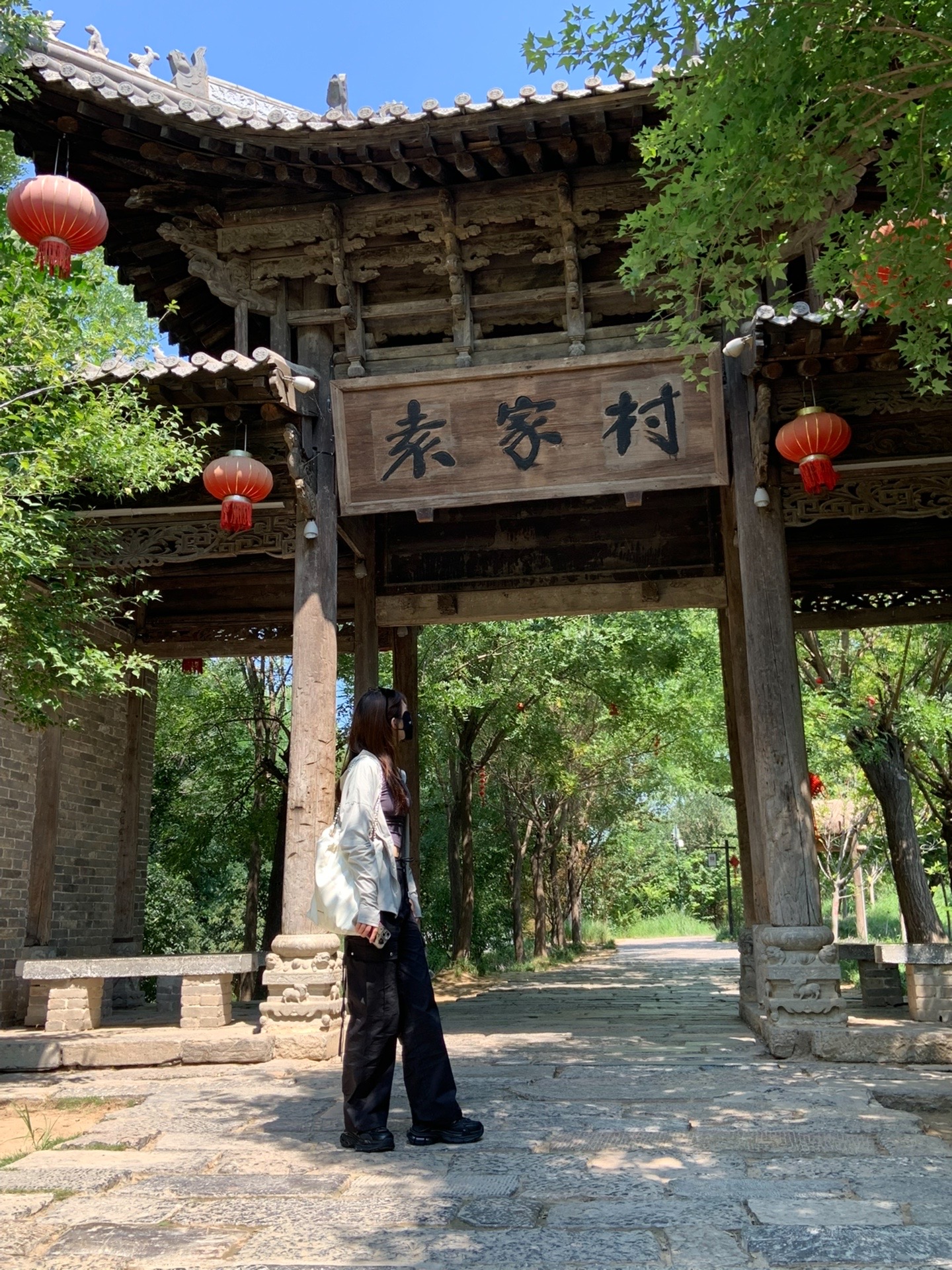 这双鞋也太好搭衣服了吧!