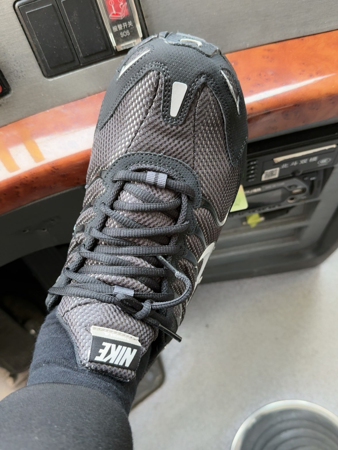 custom review-Nike Air Max Torch 4 Black Silver
