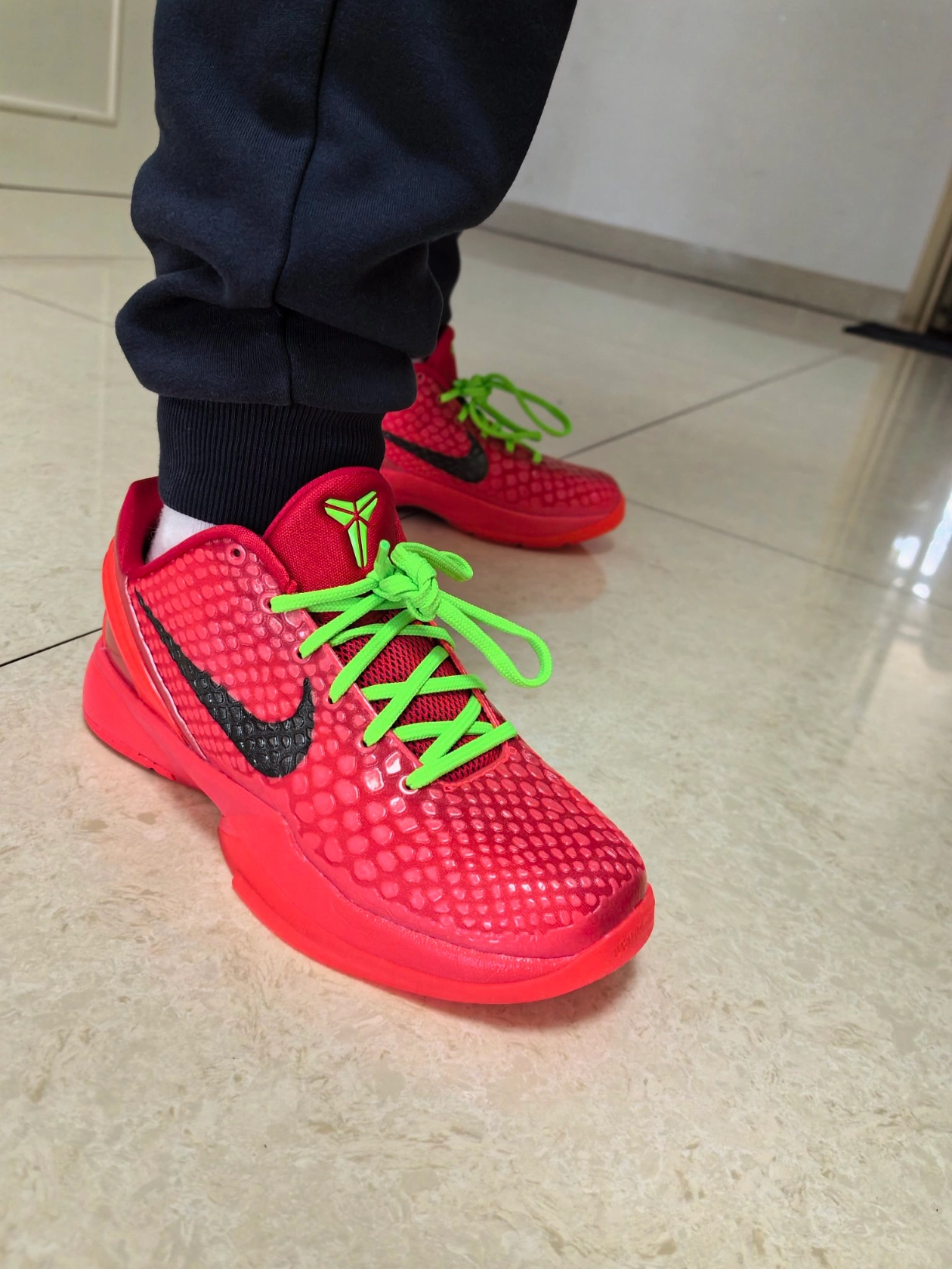 custom review-Nike Kobe 6 Protro Reverse Grinch GS