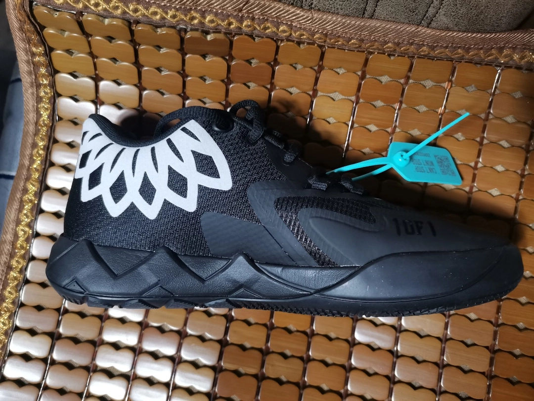 custom review-PUMA MB.01 Low LaMelo Ball 'Team Colors Black'