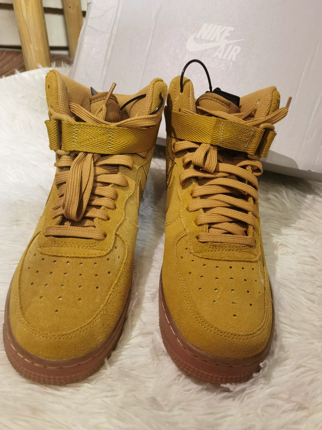 高帮小麦色空军一号,真的太适合冬天了