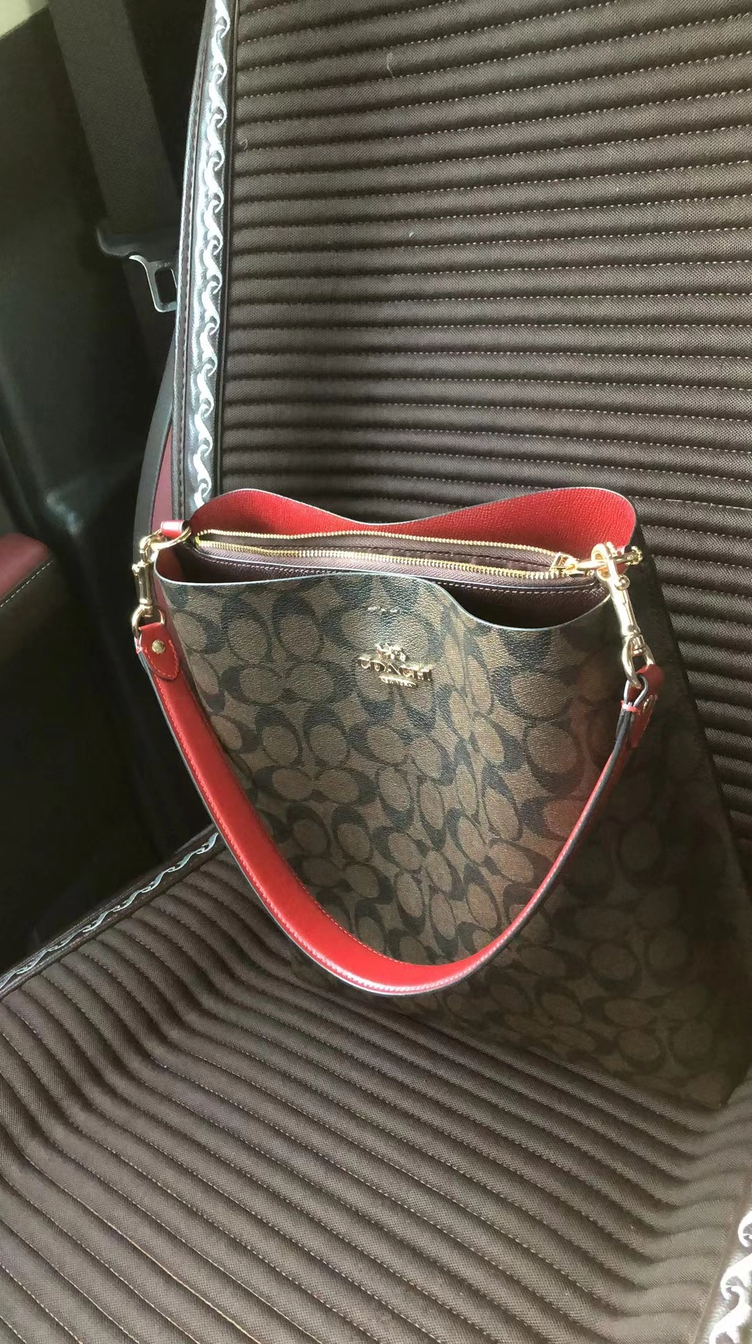 coachoutlet сумка для ведра-Копии брендовых часов 