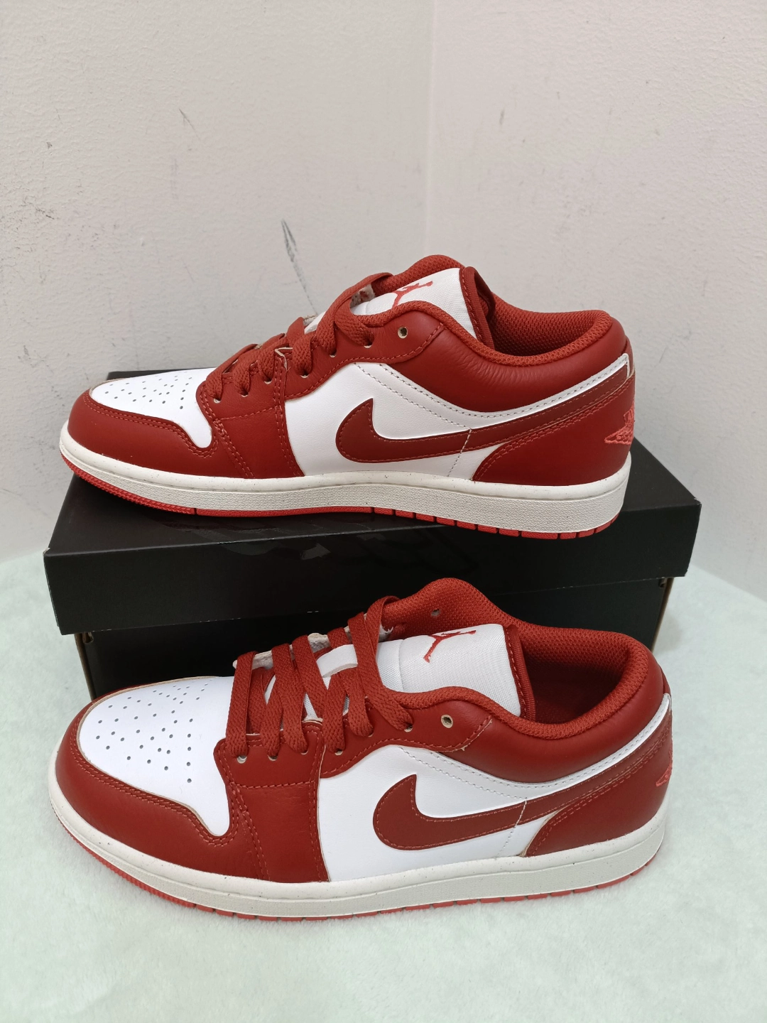 低帮复古篮球鞋 男款
air jordan 1