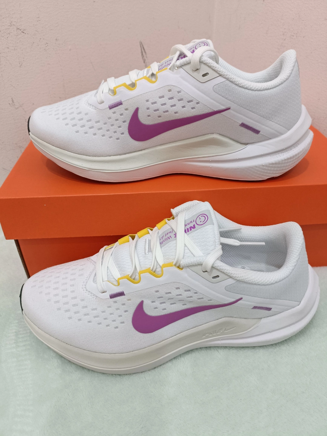 nike air 跑步鞋 女款