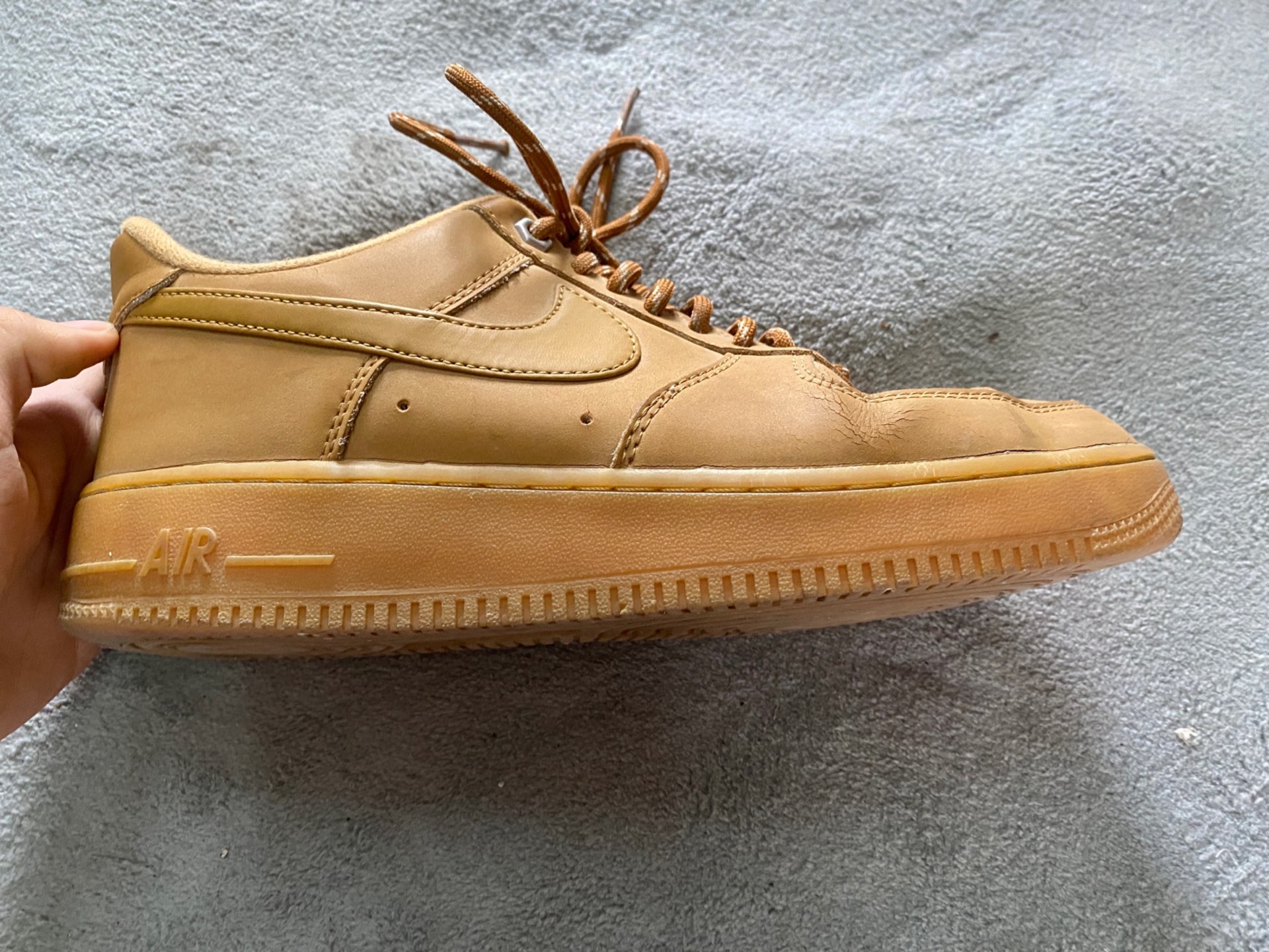 小麦色空军一号真百搭