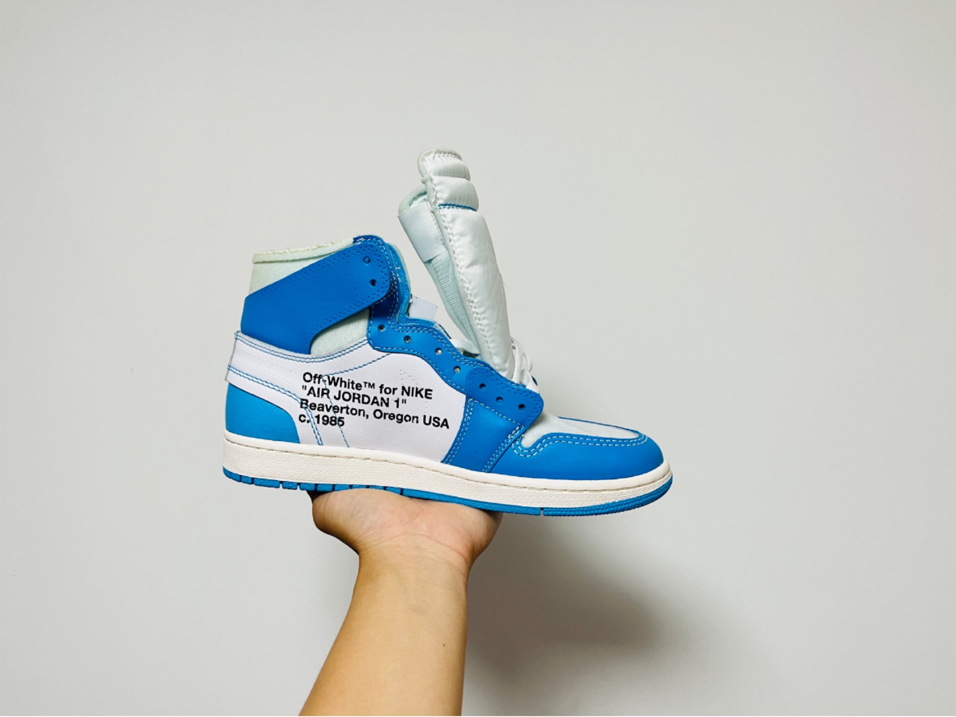 custom review-Air Jordan 1 Retro High OG X OFF WHITE 'UNC'