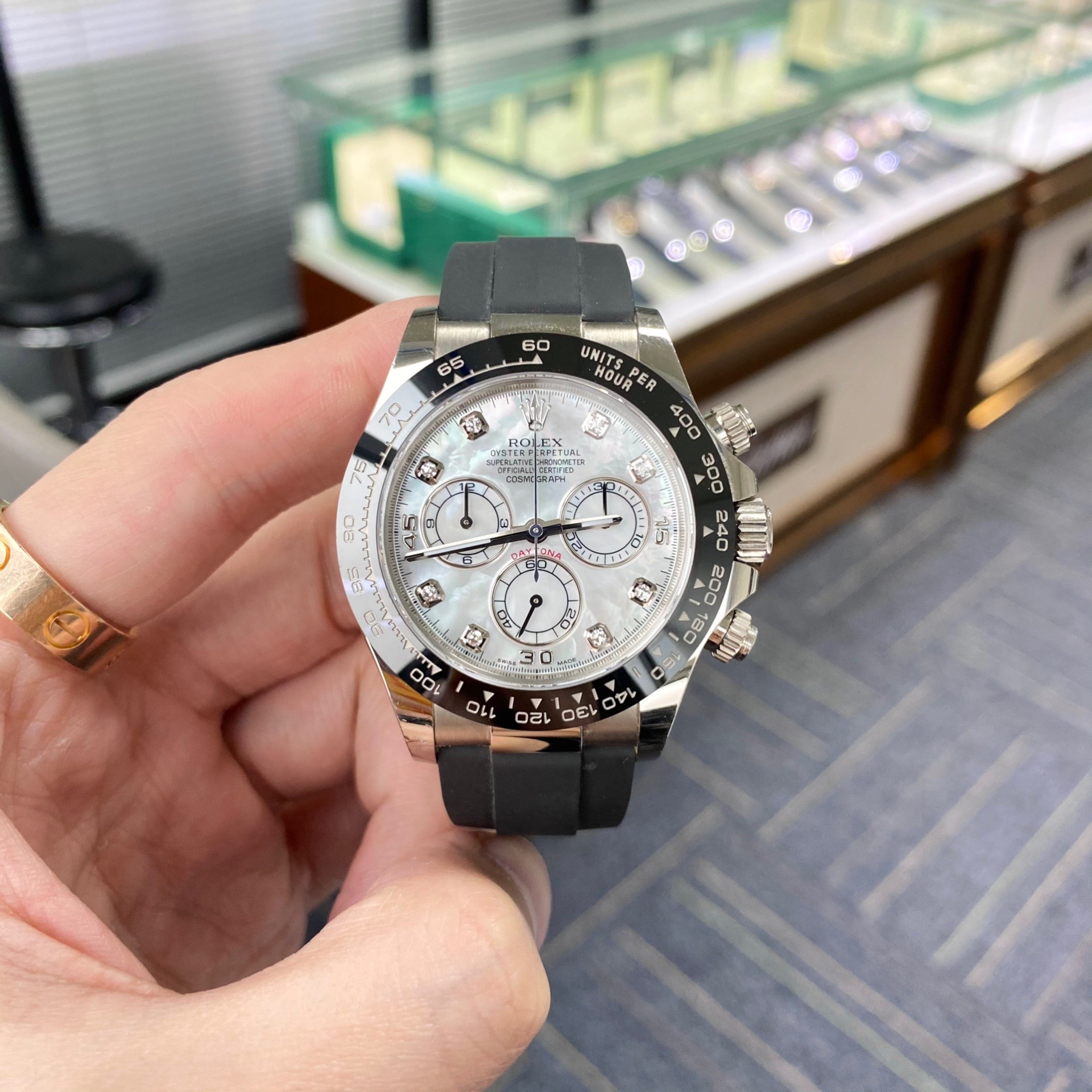 劳力士迪通拿系列116519 白色珍珠贝母表盘 40表径 钻石刻度 18k白金