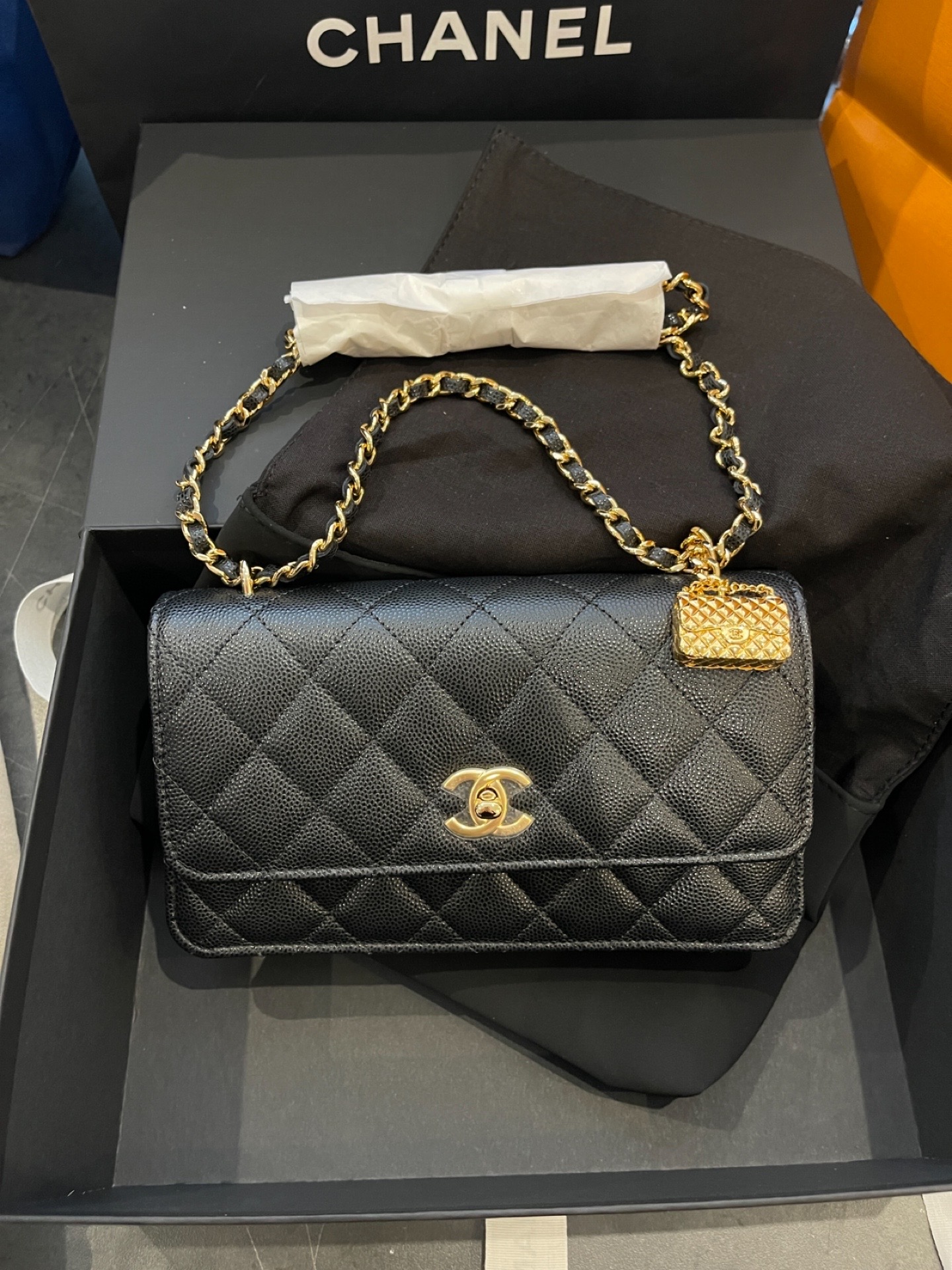 潮流生活记录  #chanel/香奈儿  chanel香奈儿 woc 23s 风琴吊坠