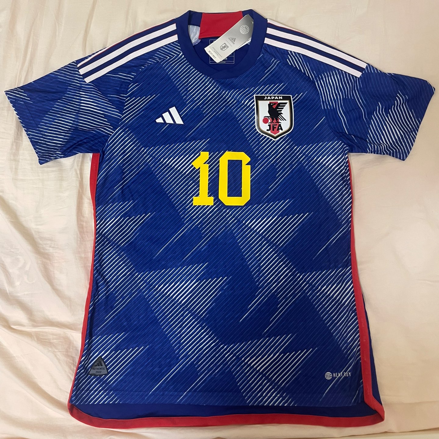 日本队 大空翼球衣来了