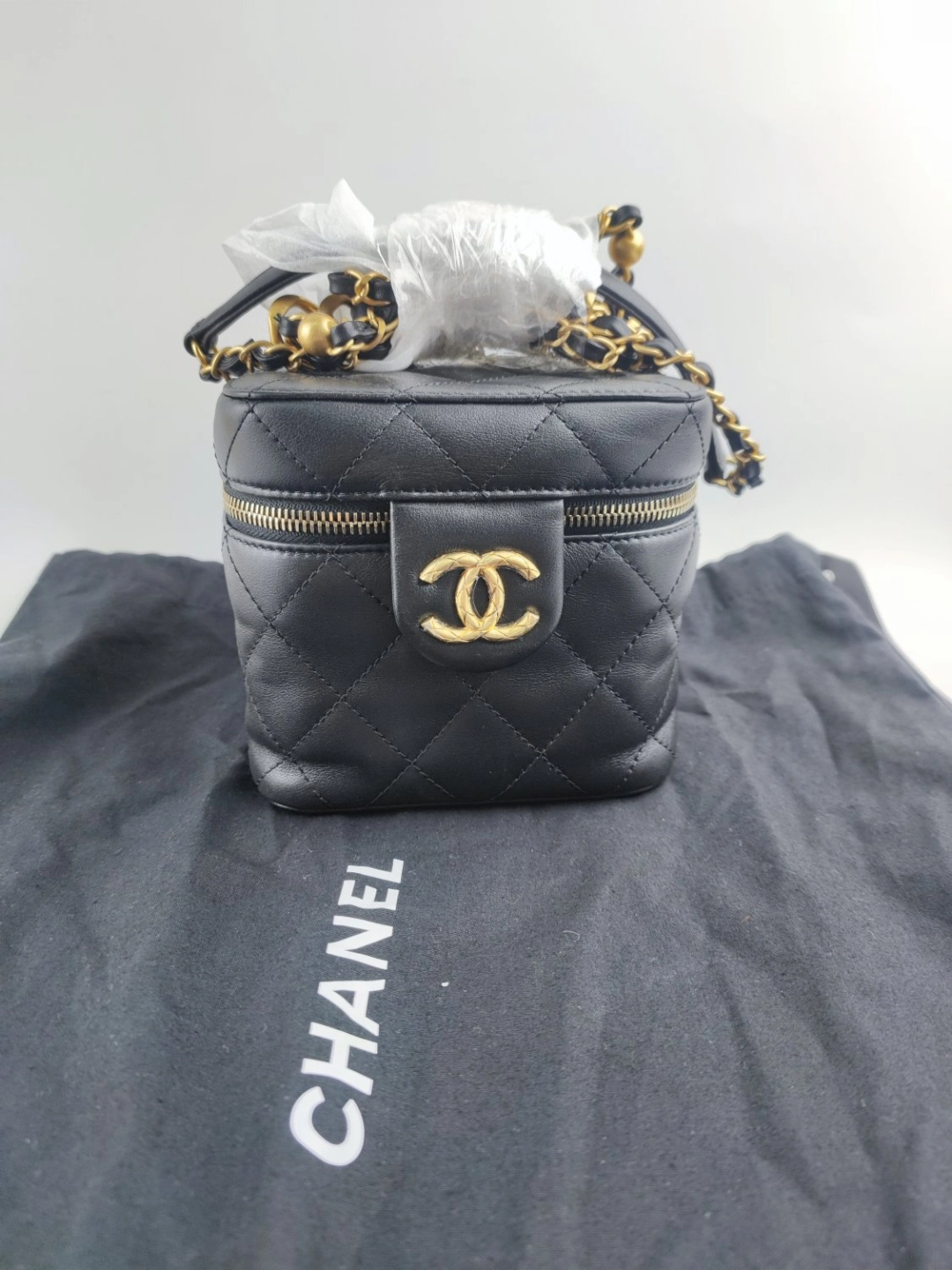 chanel香奈儿菱格纹金扣链条盒子包,做旧五金真的很迷人.