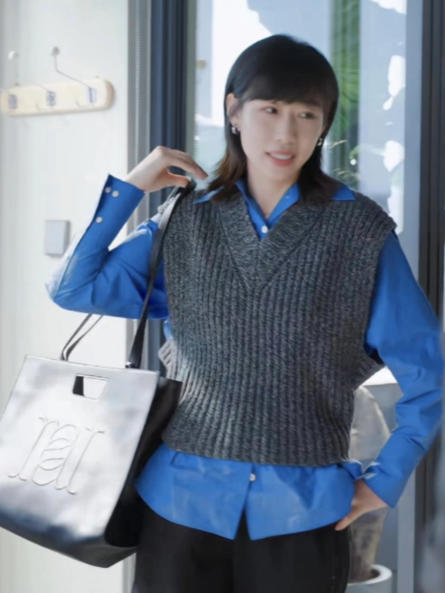 看《故乡别来无恙》