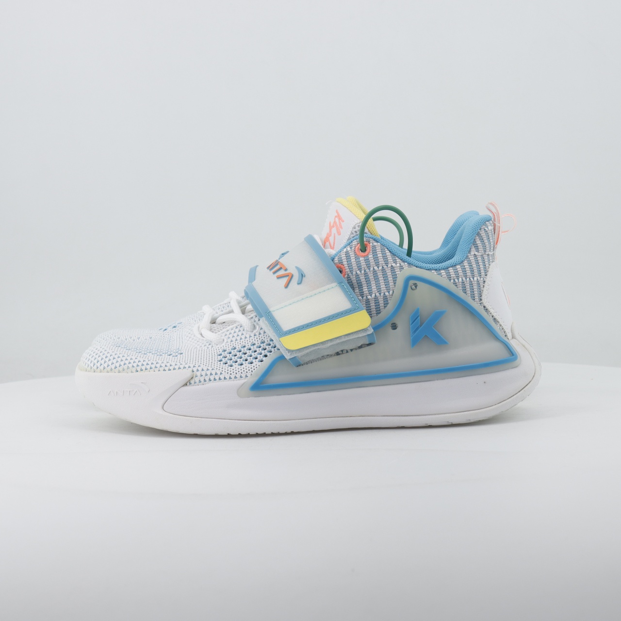 安踏kt5 篮球鞋 水花二代