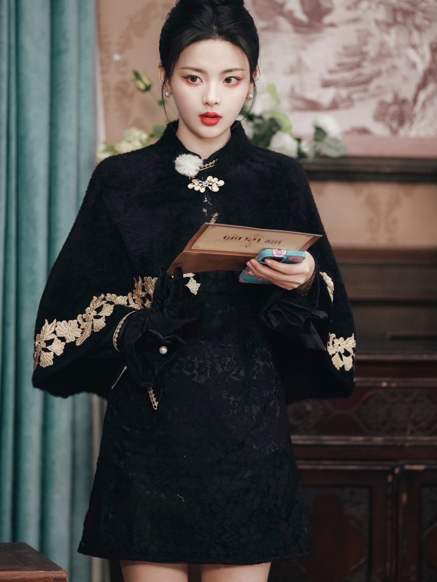 杨超越|黑色改良式旗袍 民国千金