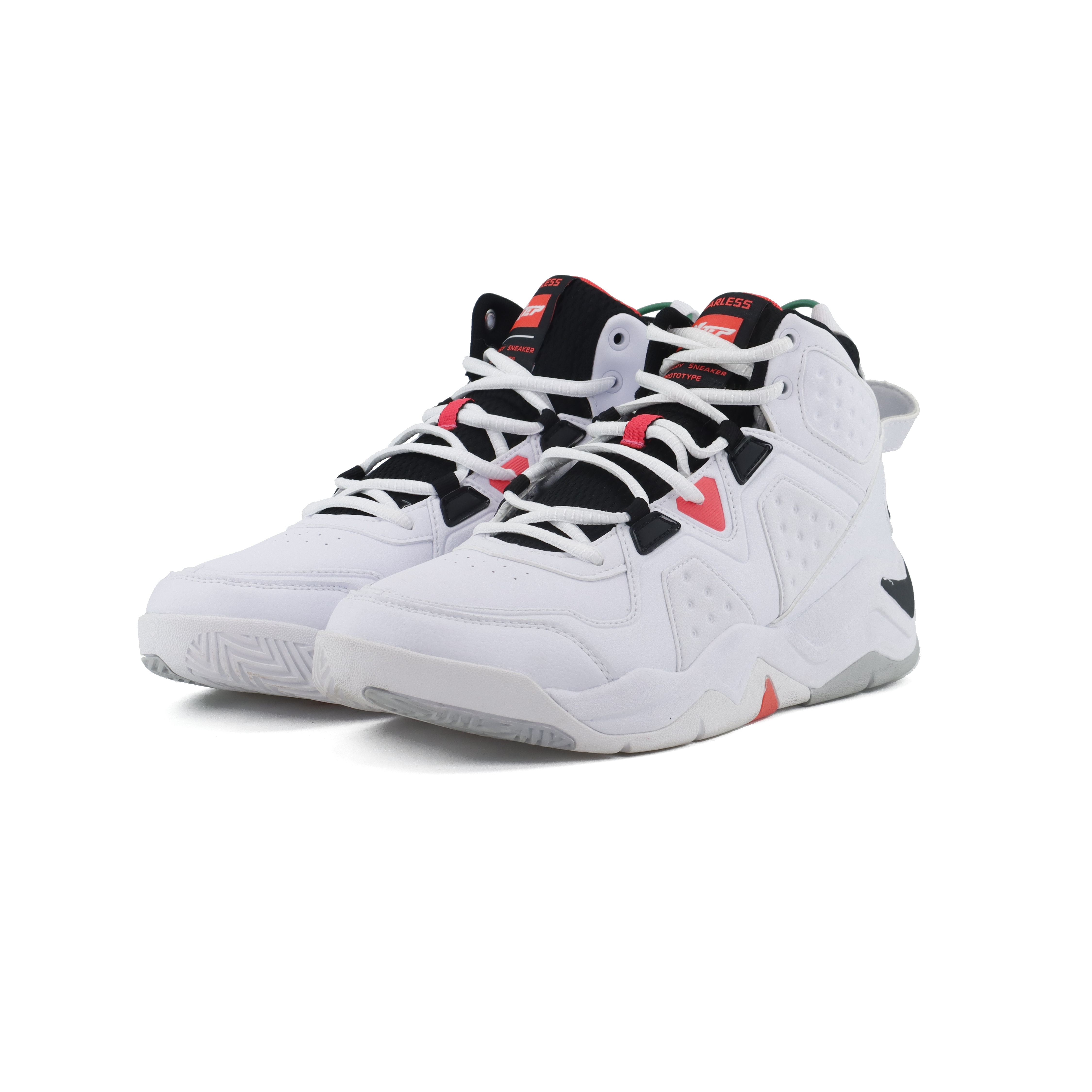 特步篮球鞋,支持国货