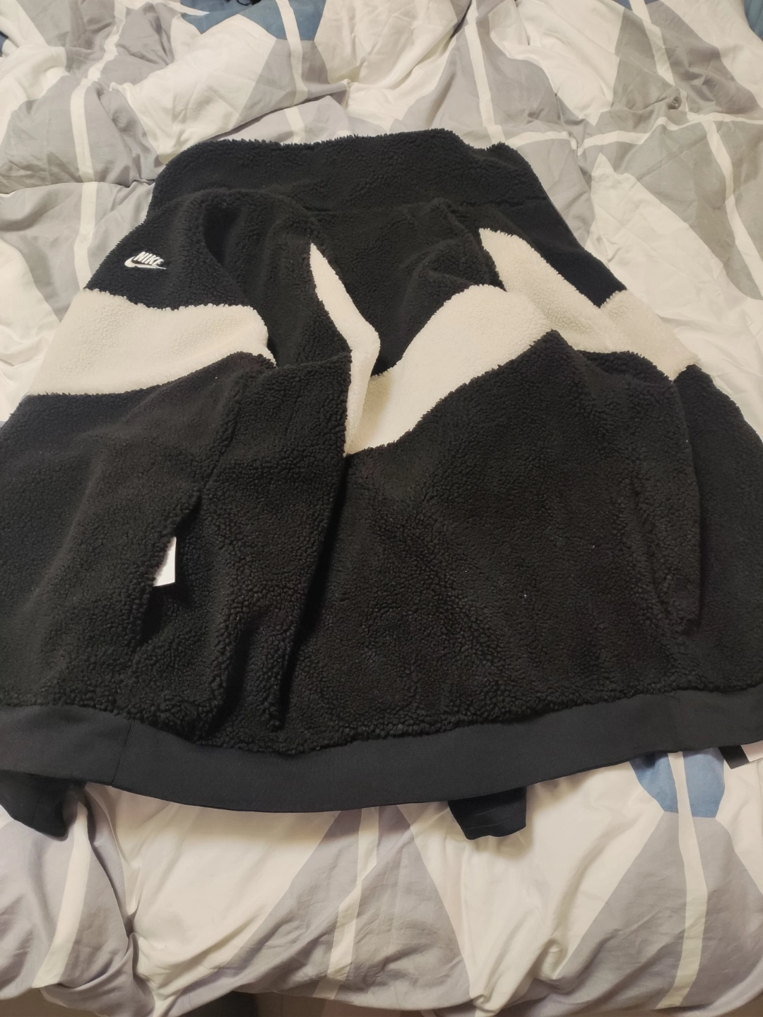 custom review-Nike Big Swoosh Reversible Boa Jacket