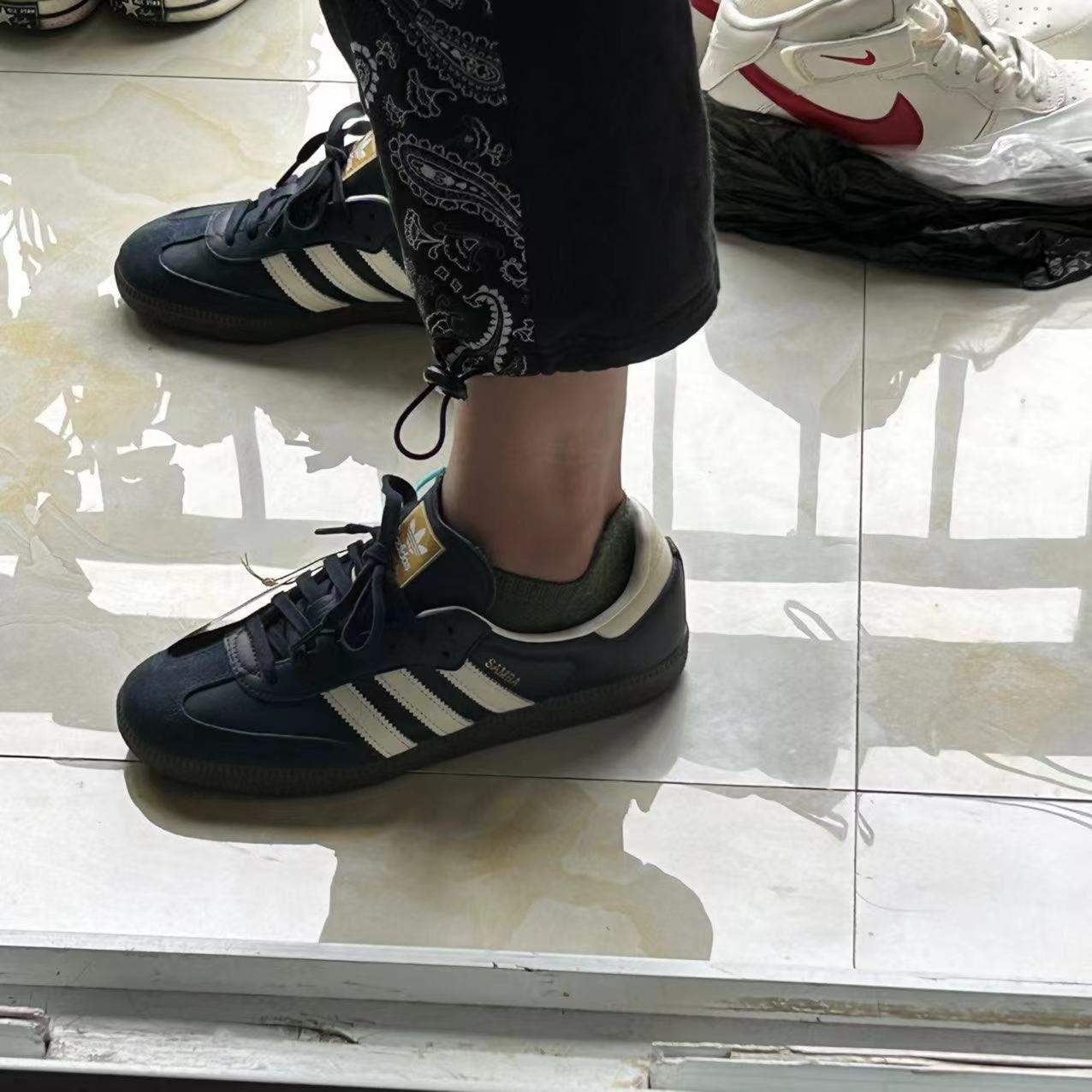 custom review-Adidas Samba OG Night Navy Gum