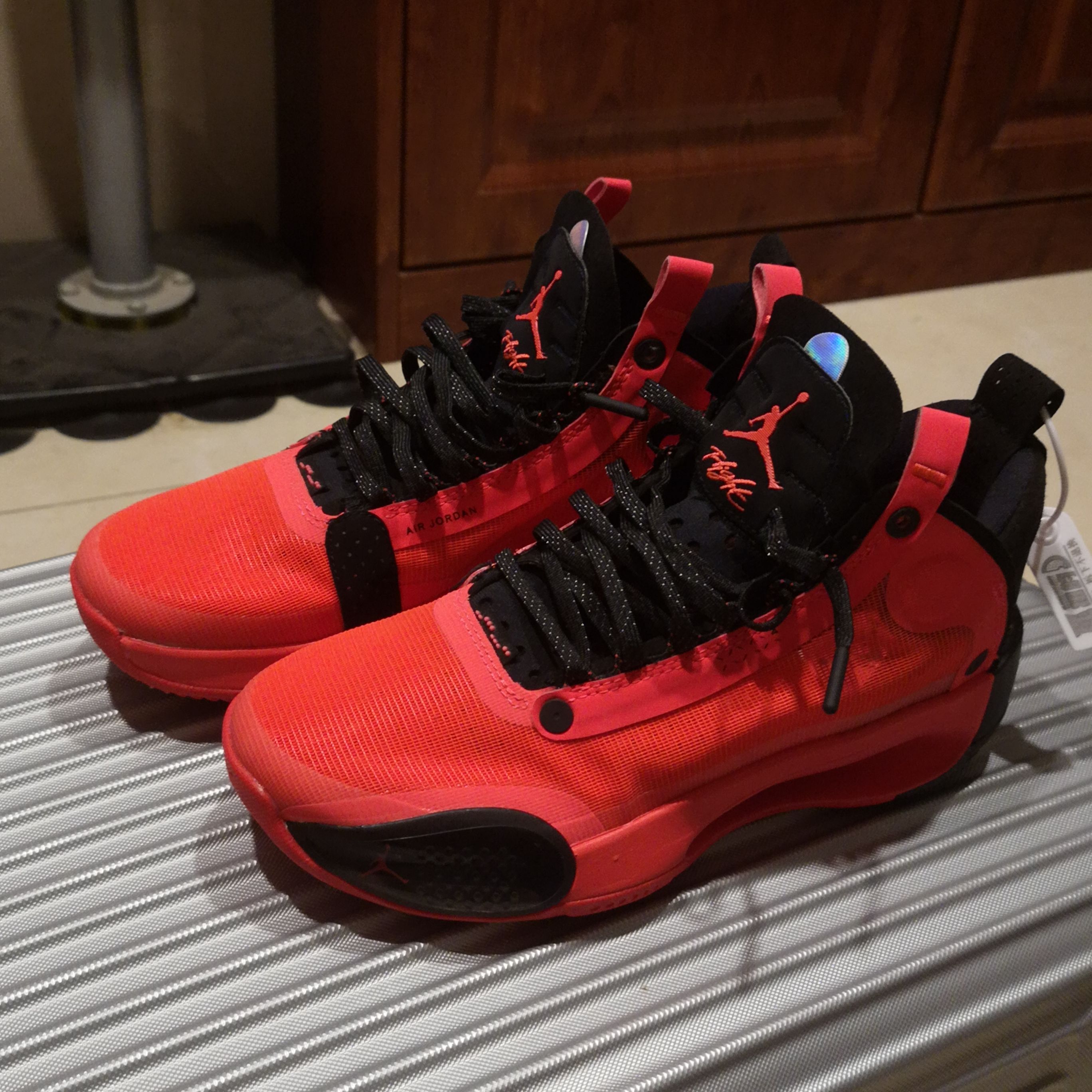 aj34正品鞋盒钢印,正品aj1鞋盒钢印_大山谷图库