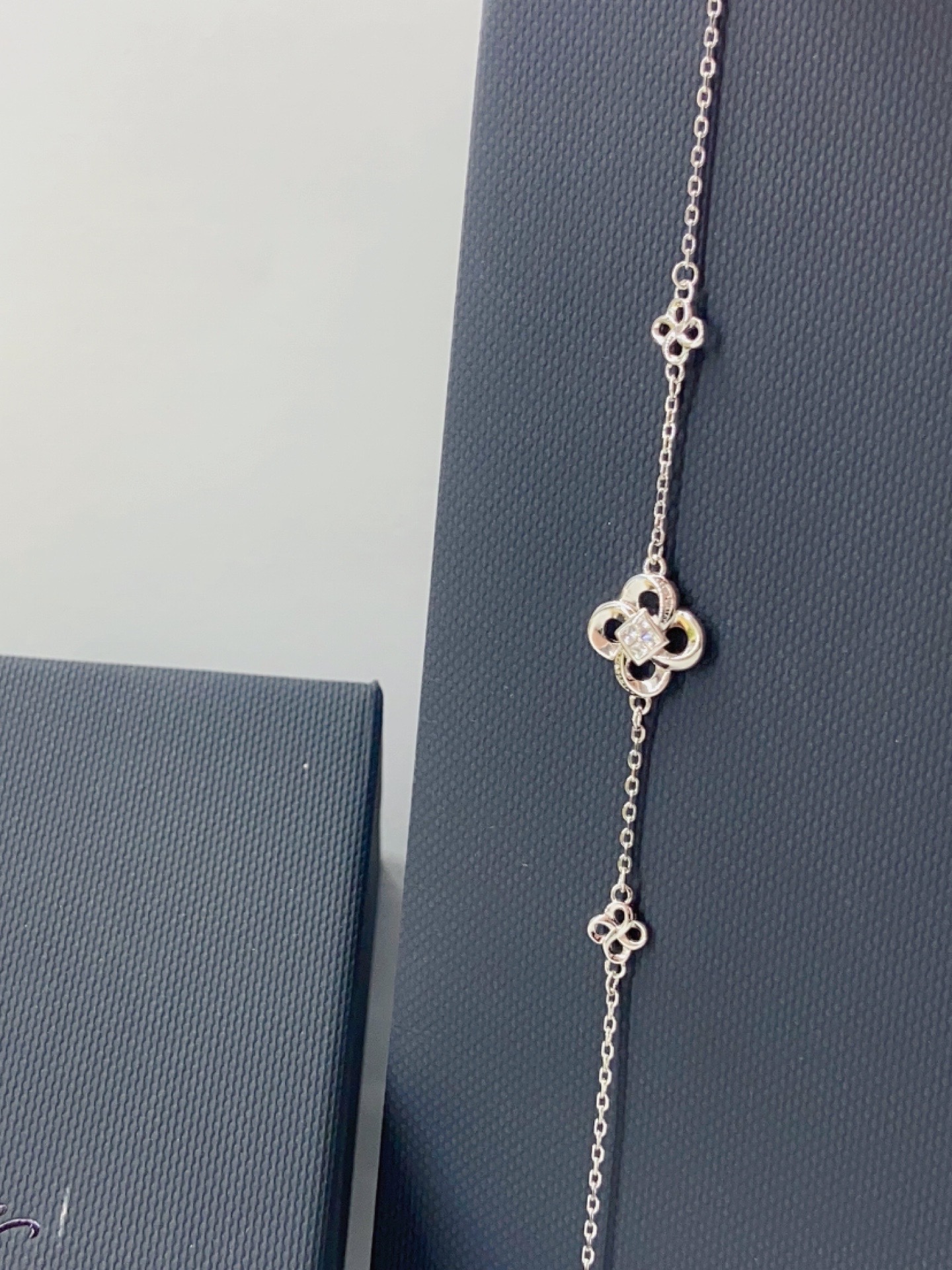 手链礼物推荐||经典不出错的四叶草纯银手链