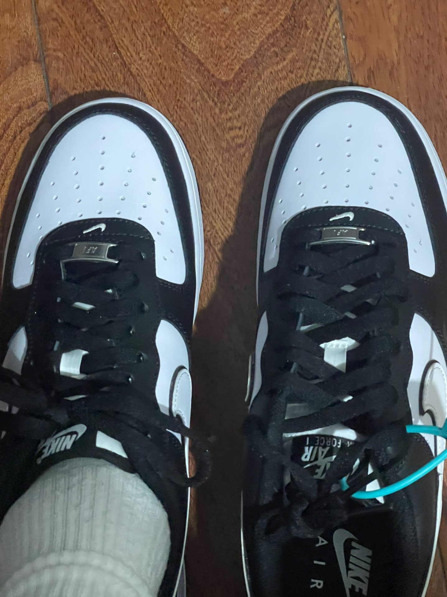 custom review-Nike Air Force 1 Low 
07 White Swoosh Panda